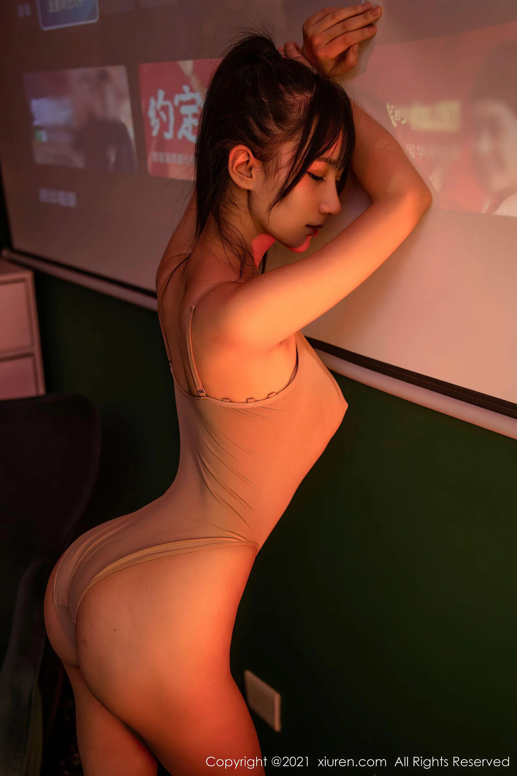 車模優雅街拍寫真 – 晴日俏皮風格展現精選 - 45