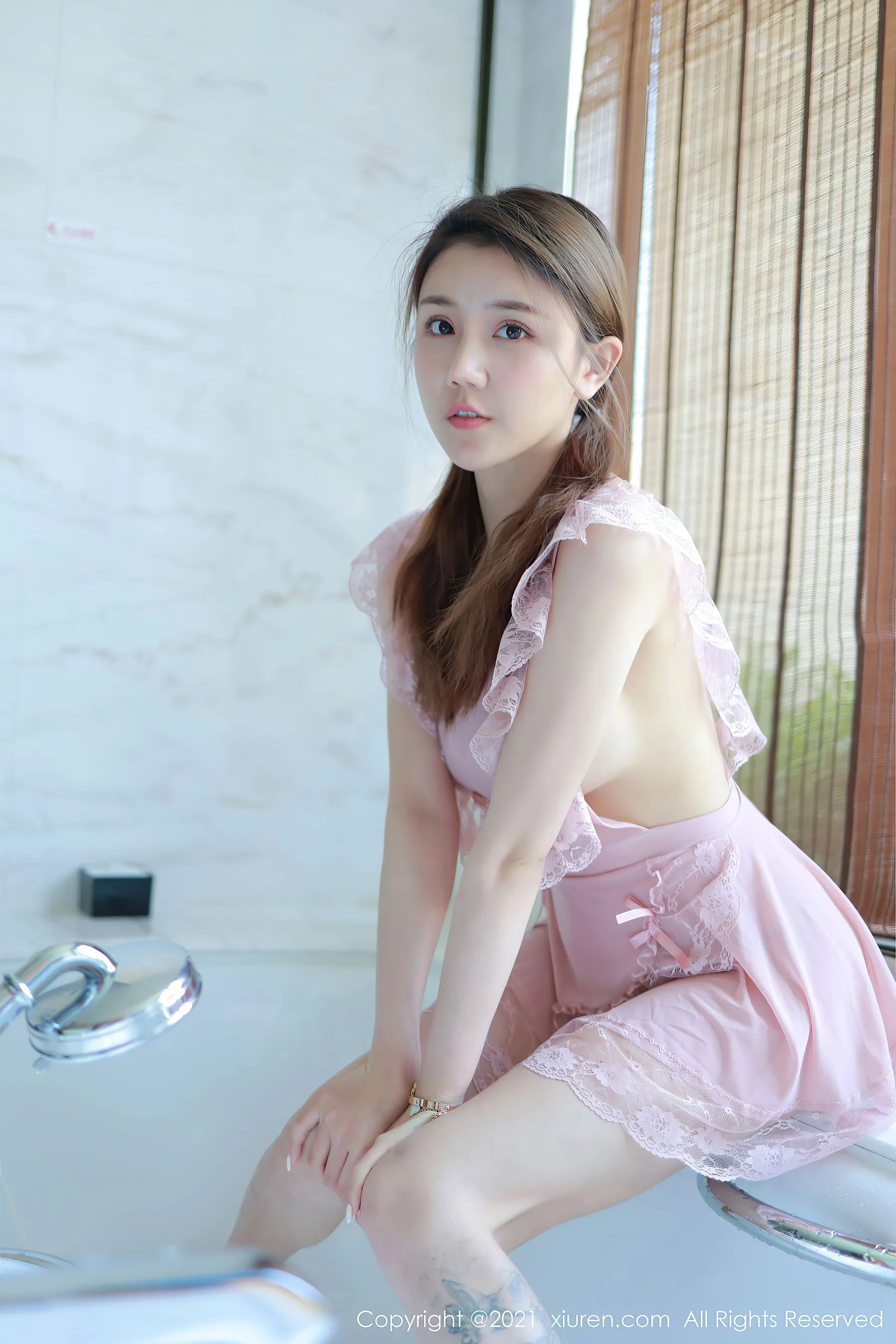 車模性感夜景寫真 – 秋季激情風格展現典藏 - 2