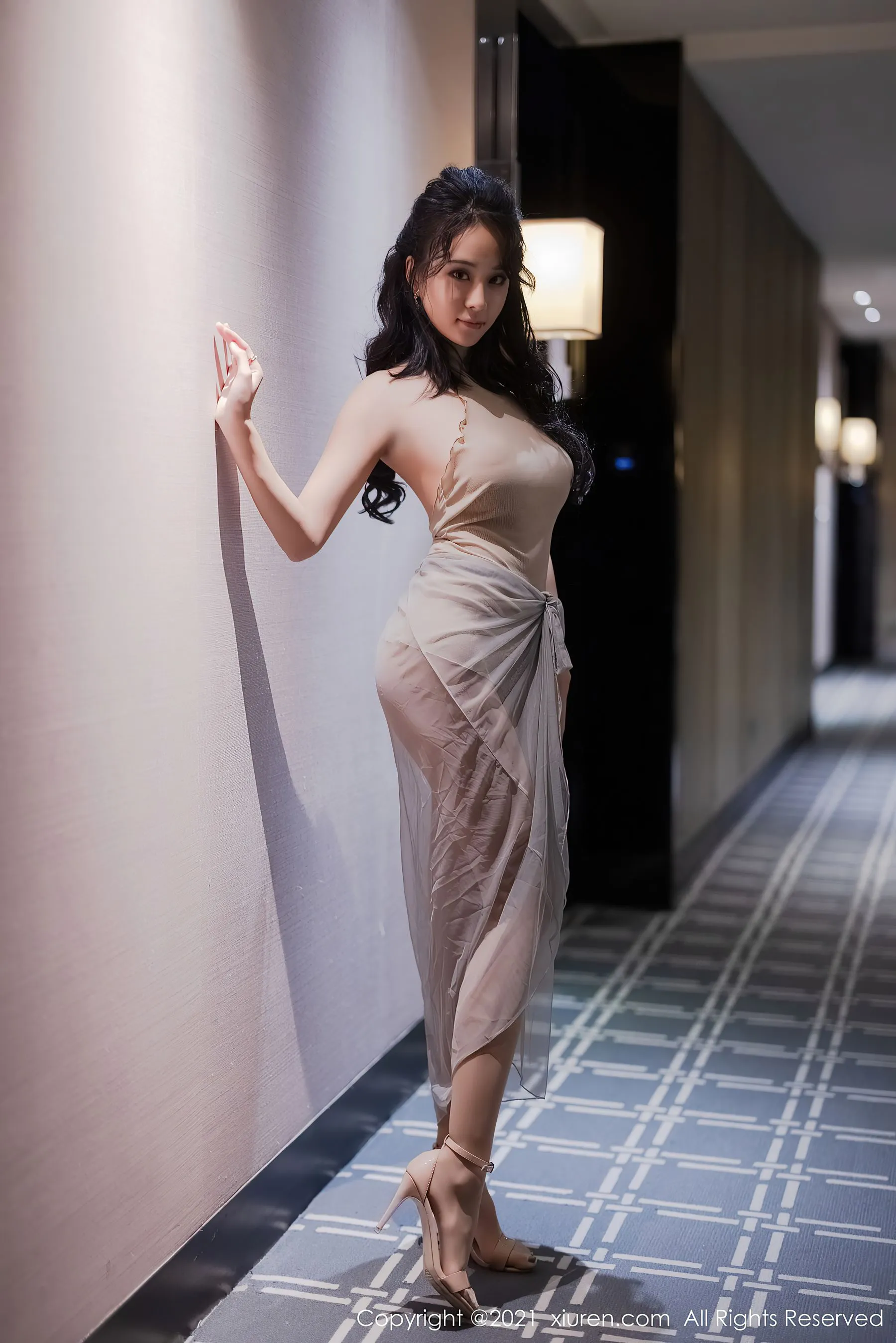 高雄凌晨網紅美照 – 活潑魅力街拍實錄珍藏 - 1