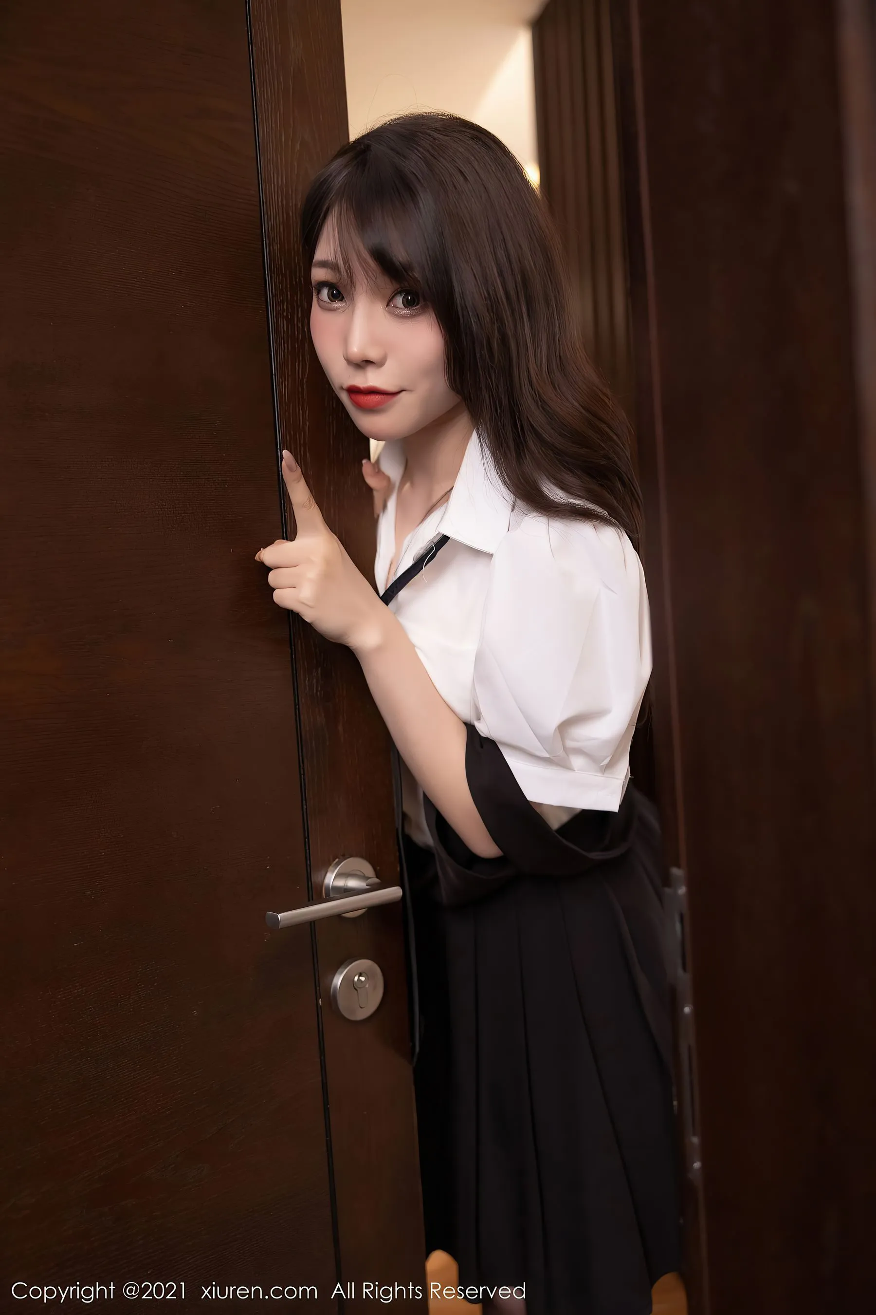 嫩模知性自然光寫真 – 雨季溫柔風格展現珍藏 - 100
