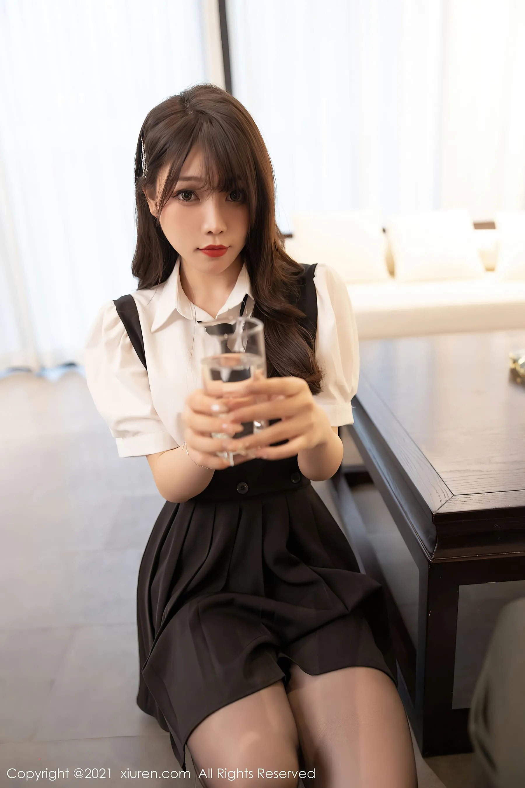 嫩模知性自然光寫真 – 雨季溫柔風格展現珍藏 - 88
