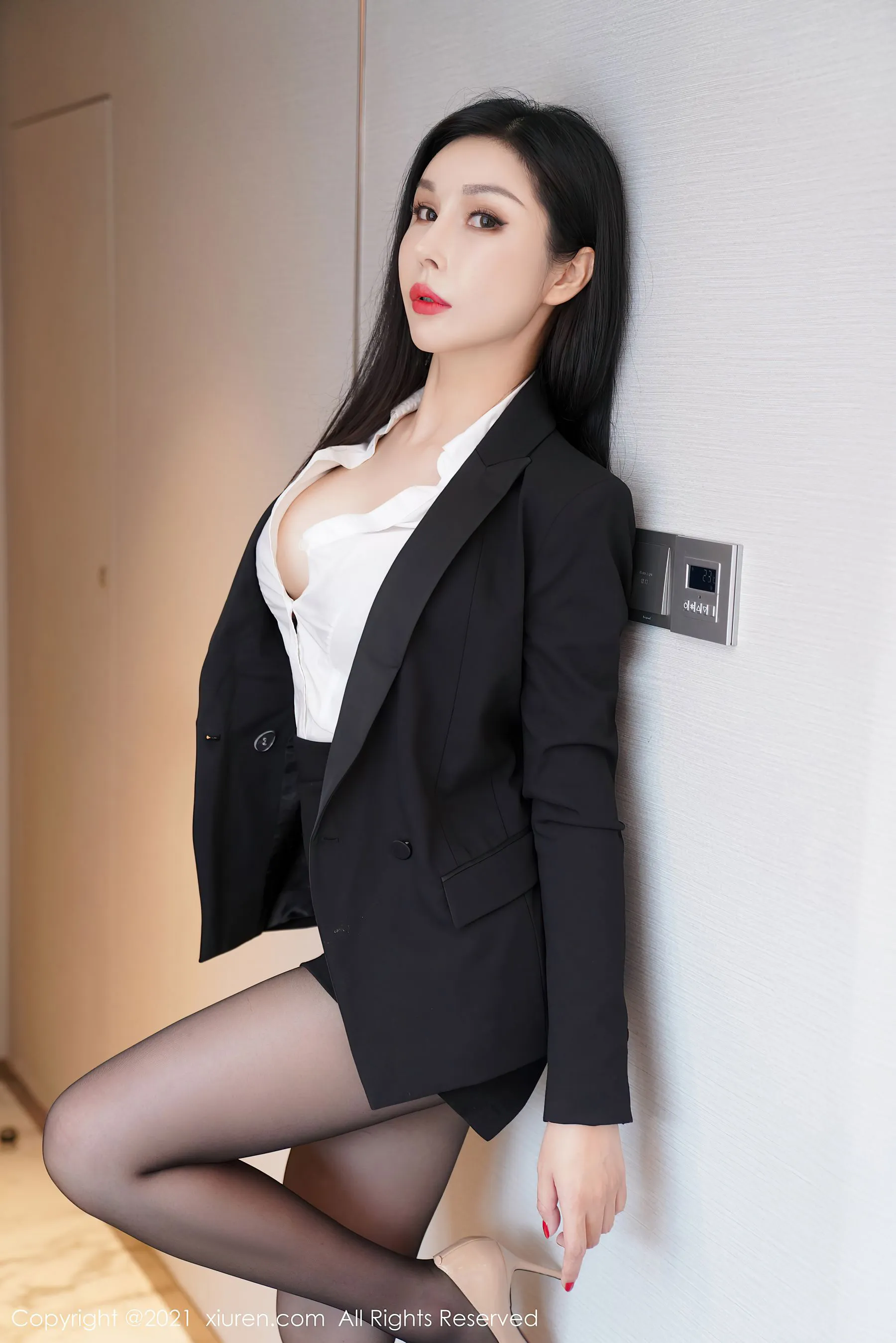 激情時刻舞者山景寫真 – 雨季時尚風採再現限量 - 55