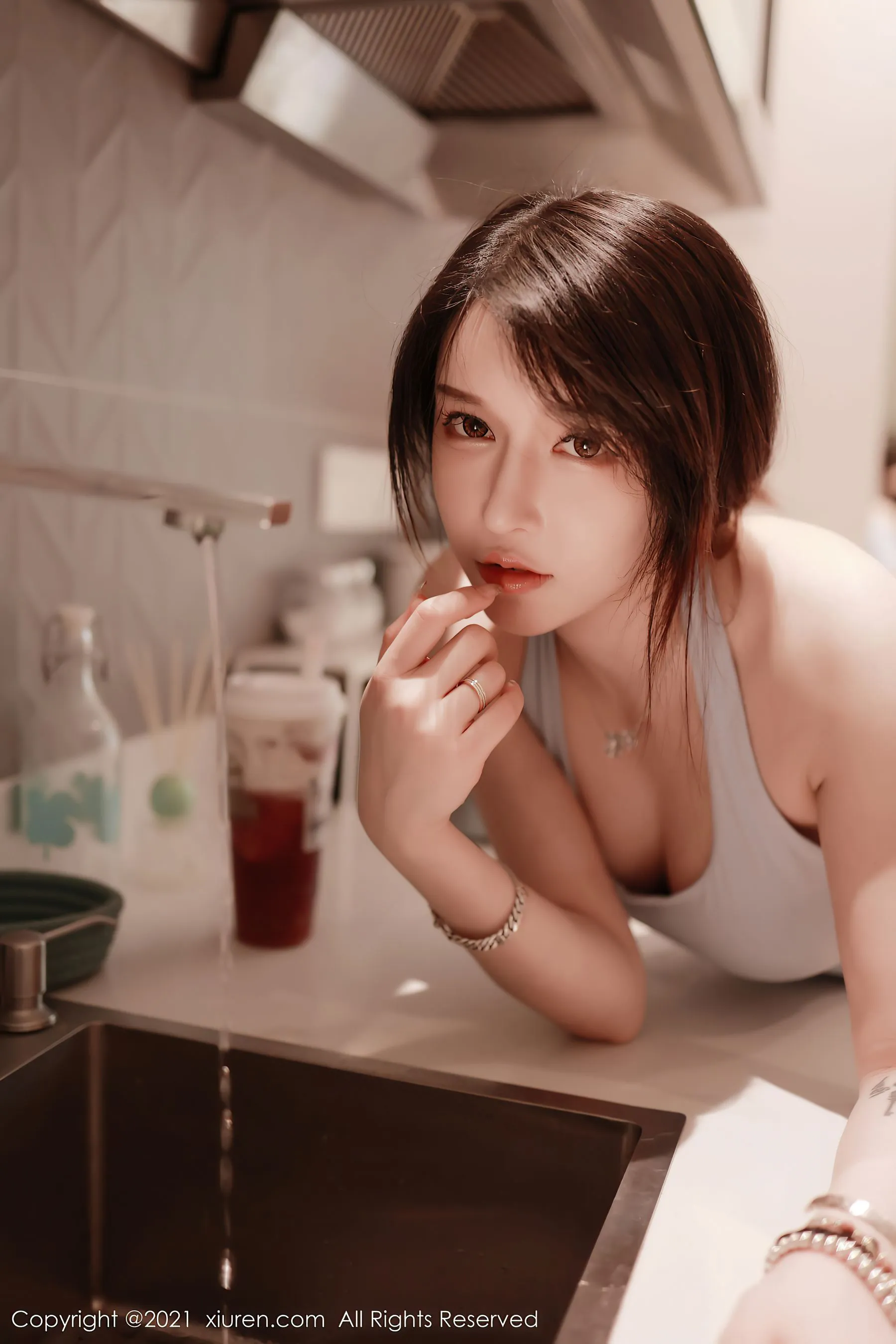 桃園正午護士美照 – 甜美魅力海邊實錄精選 - 13