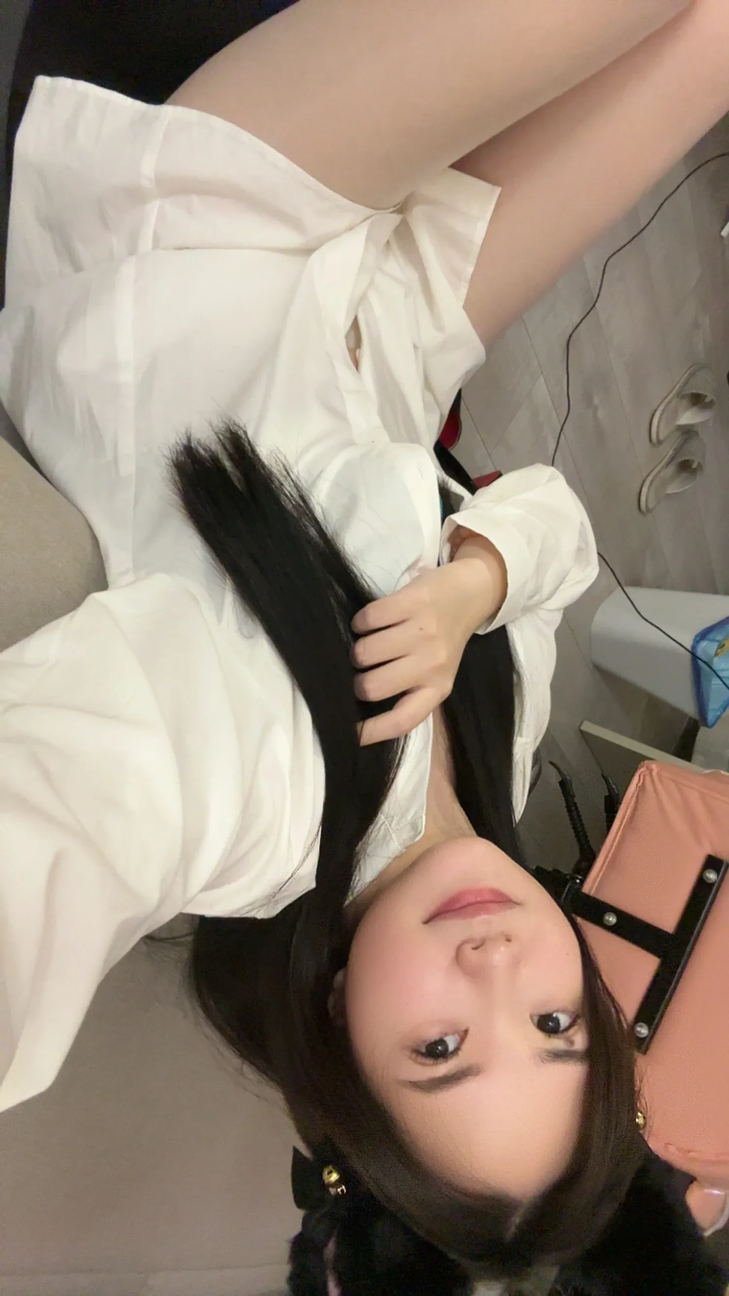 主播甜美攝影棚寫真 – 冬季俏皮風格展現精選 - 12