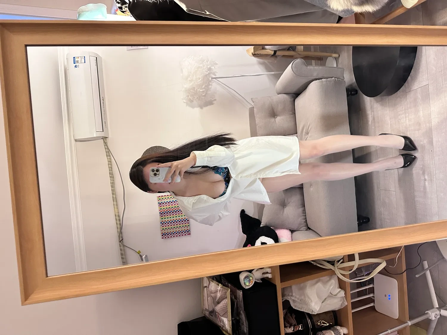 主播甜美攝影棚寫真 – 冬季俏皮風格展現精選 - 40