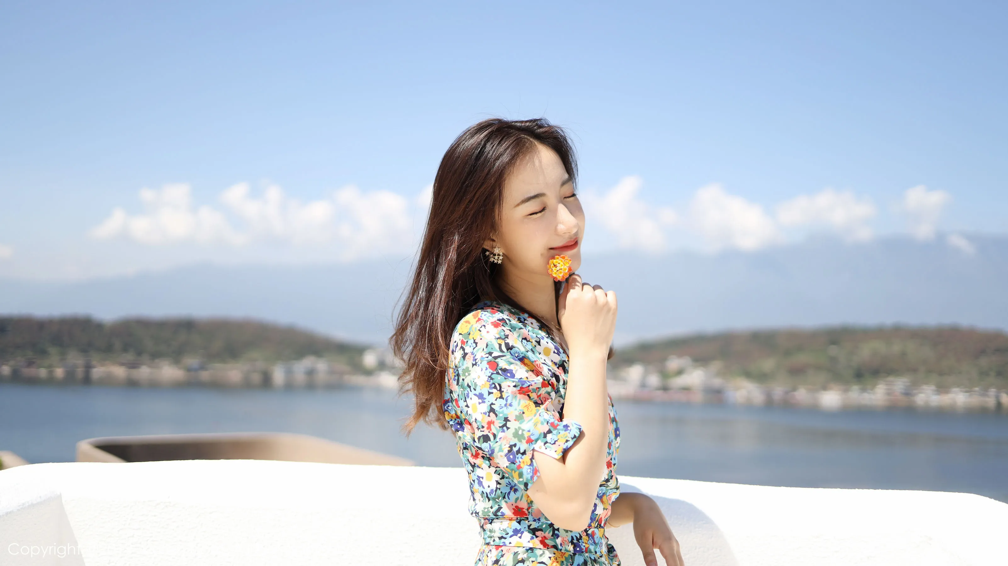 護士優雅自然光寫真 – 夏季活力風格展現精選 - 4