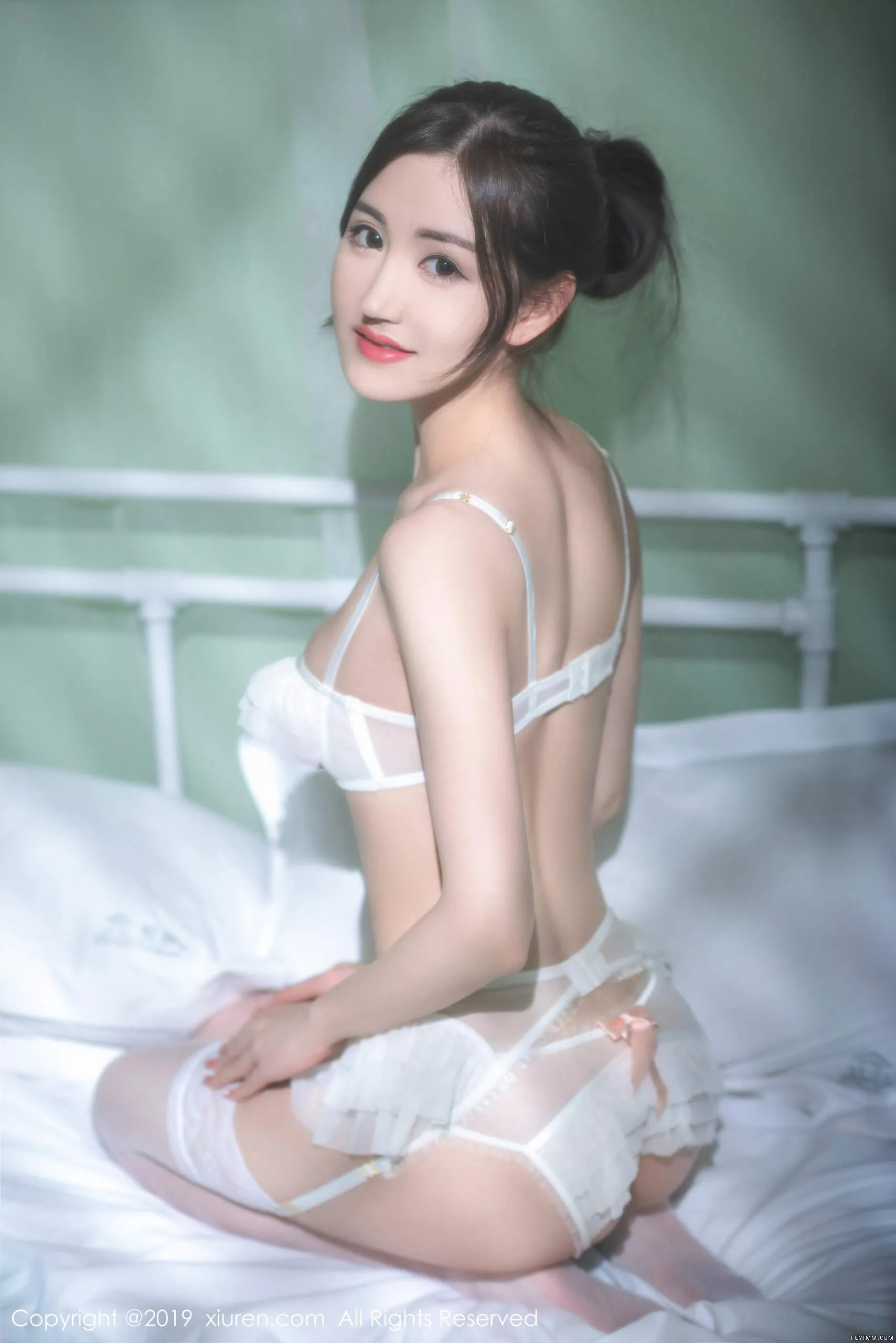 舞者性感攝影棚寫真 – 夏季自信風格展現珍藏 - 16