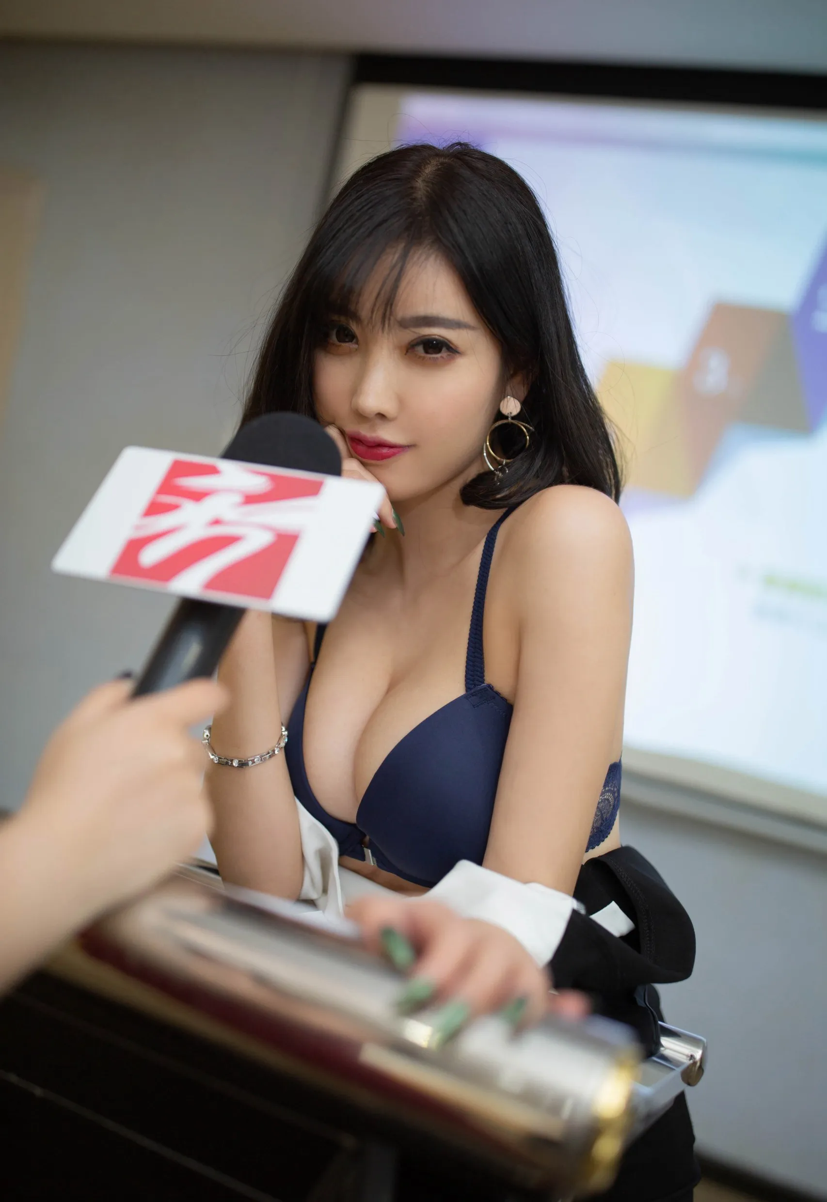 知性空姐私藏美照 – 台南自然光深夜獨家呈現獨家 - 38