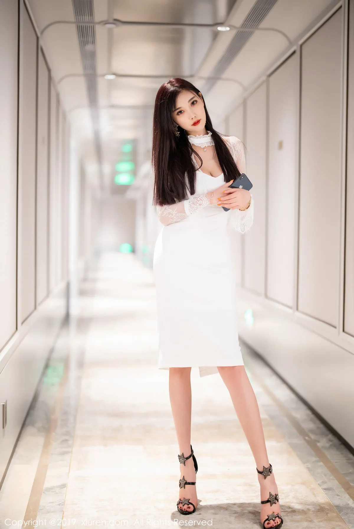奔放時刻校花山景寫真 – 秋楓性感風採再現珍藏 - 19