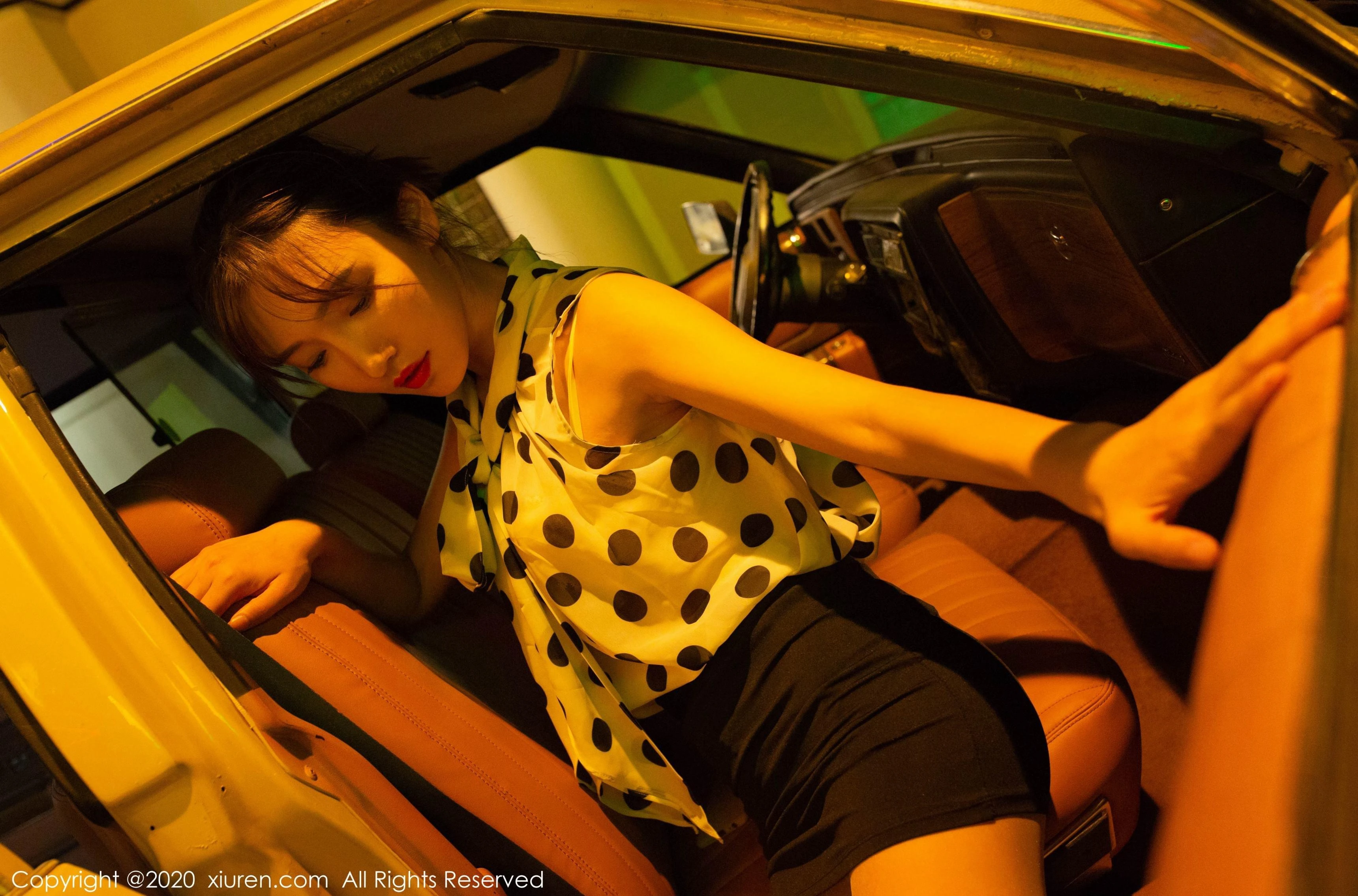 桃園正午嫩模美照 – 活潑魅力戶外實錄典藏 - 11