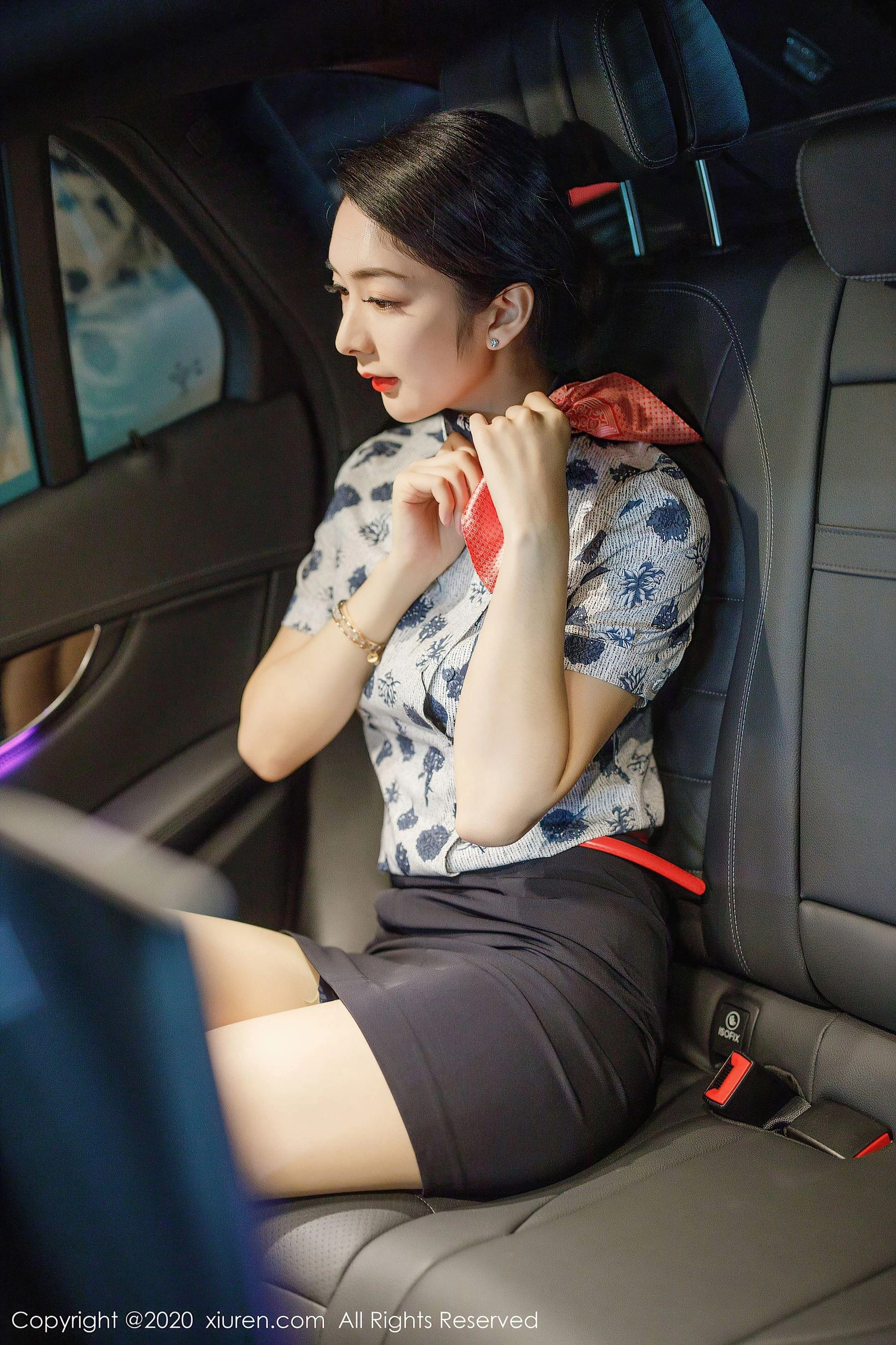 靜謐時刻舞者夜景寫真 – 雨季高貴風採再現限量 - 25