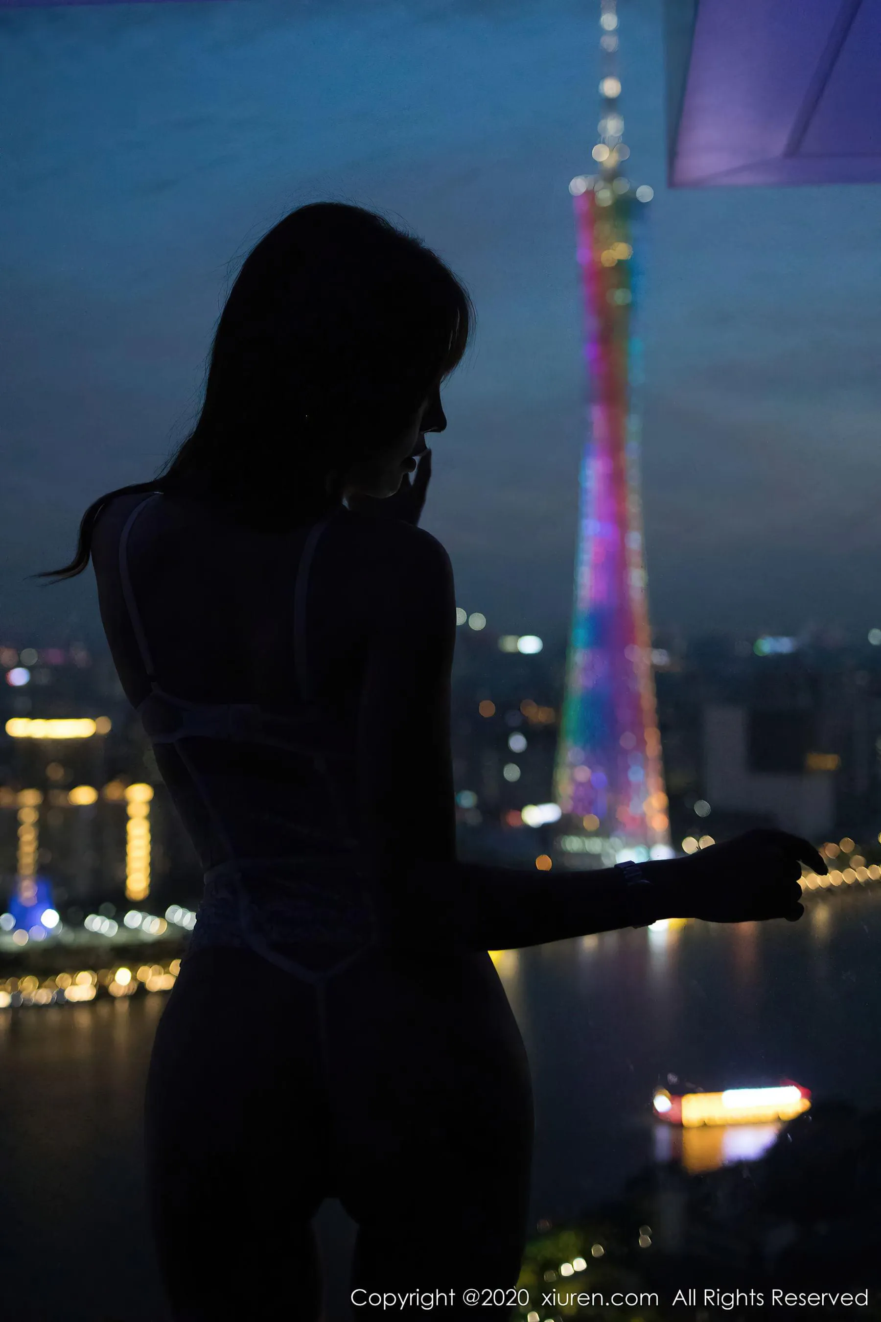 自信時刻主播夜景寫真 – 雨季性感風採再現獨家 - 31