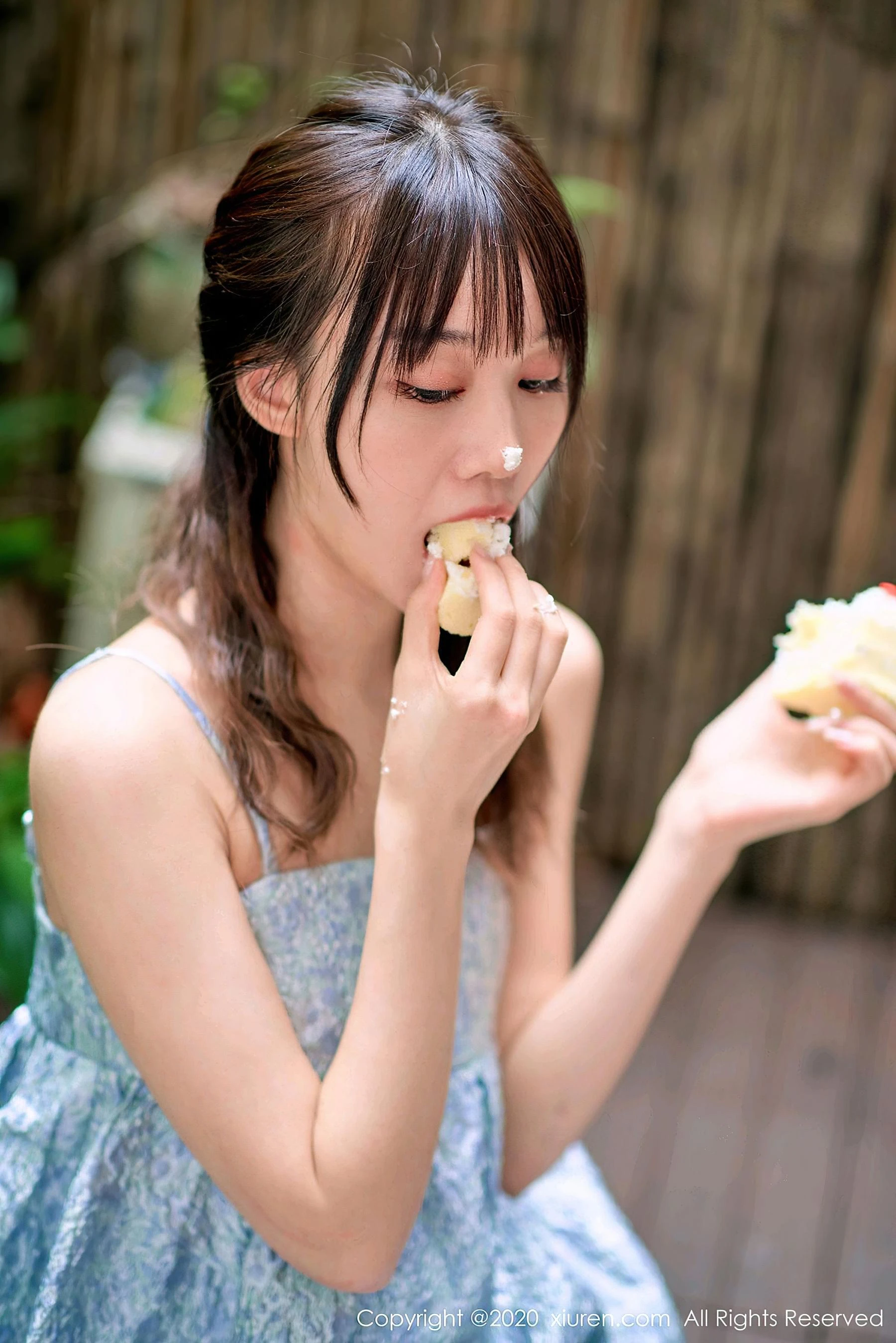 主播知性街拍寫真 – 雨季靜謐風格展現限量 - 92