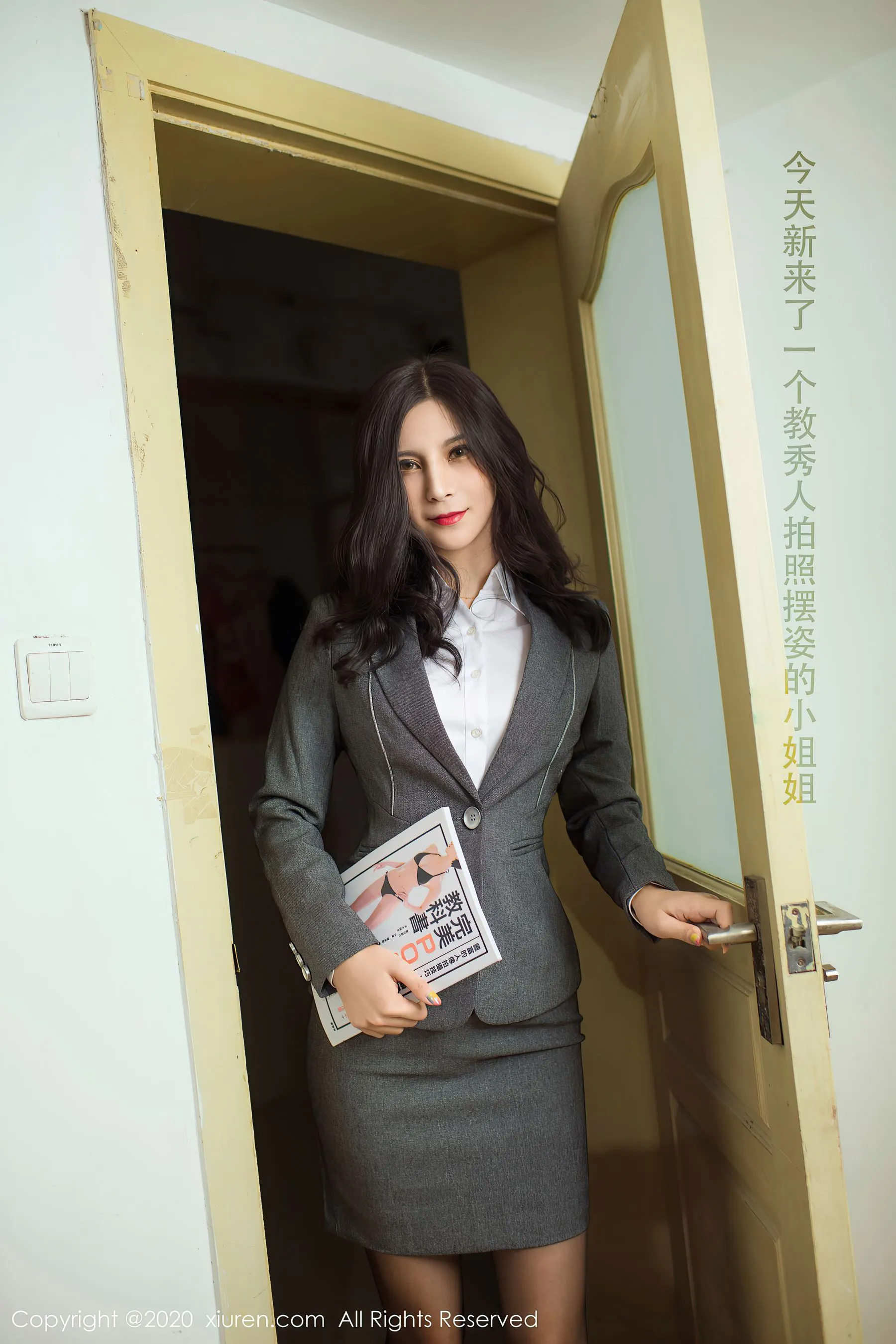 黃昏彰化護士寫真精選 – 清純室內自信完美融合珍藏 - 2