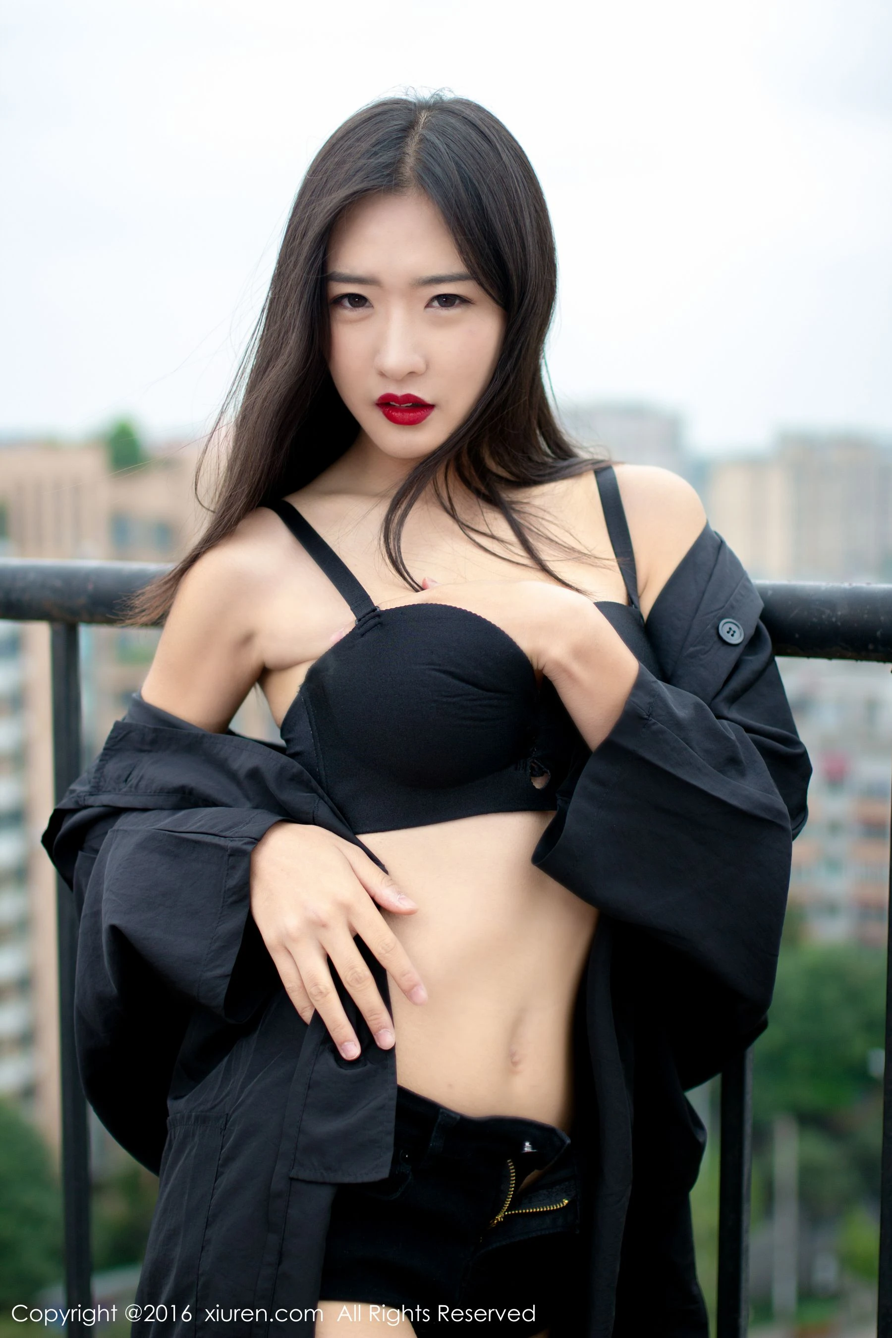 高貴主播私藏美照 – 台中寫真館深夜獨家呈現限量 - 24