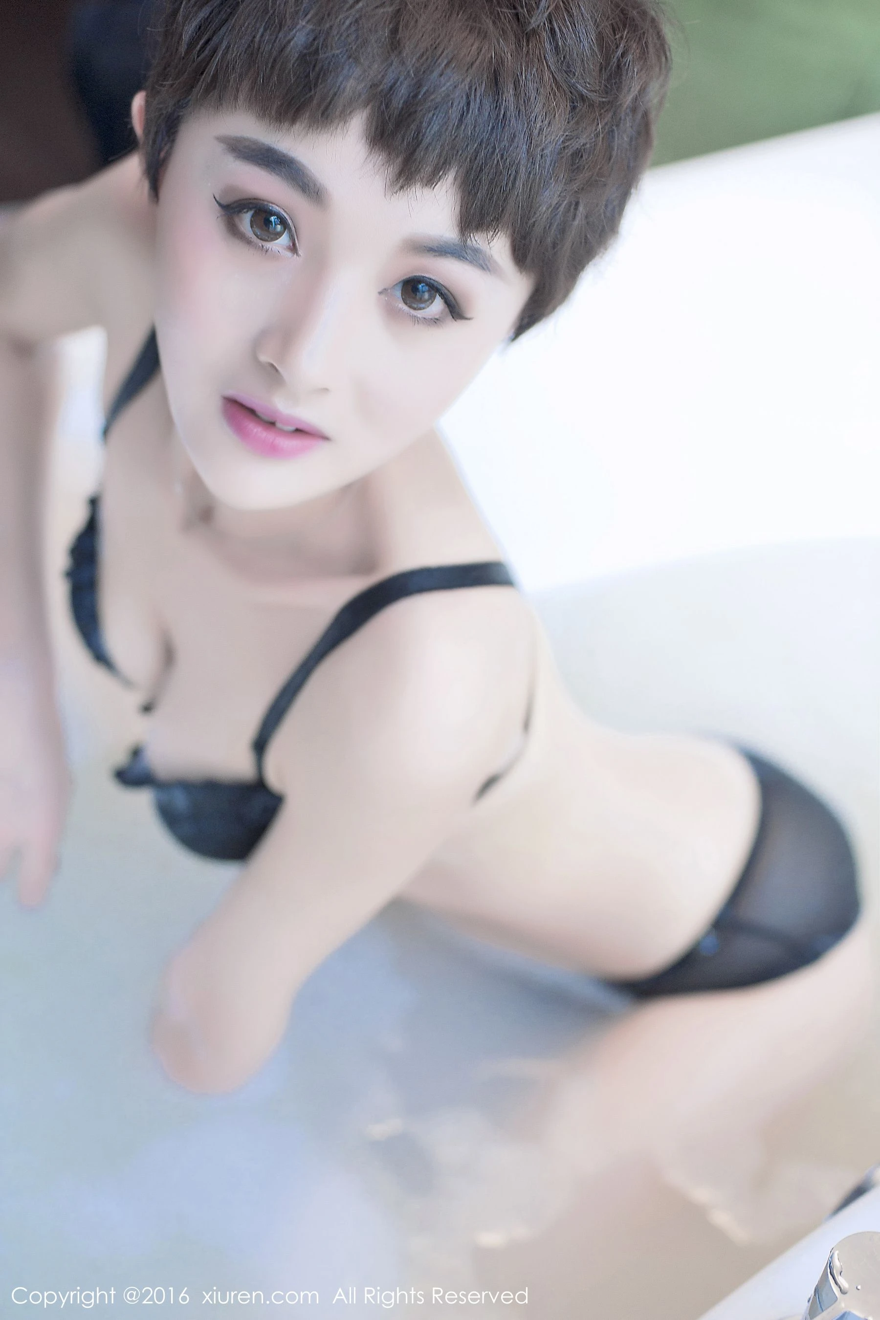 嫩模甜美海邊寫真 – 冬季自信風格展現限量 - 19