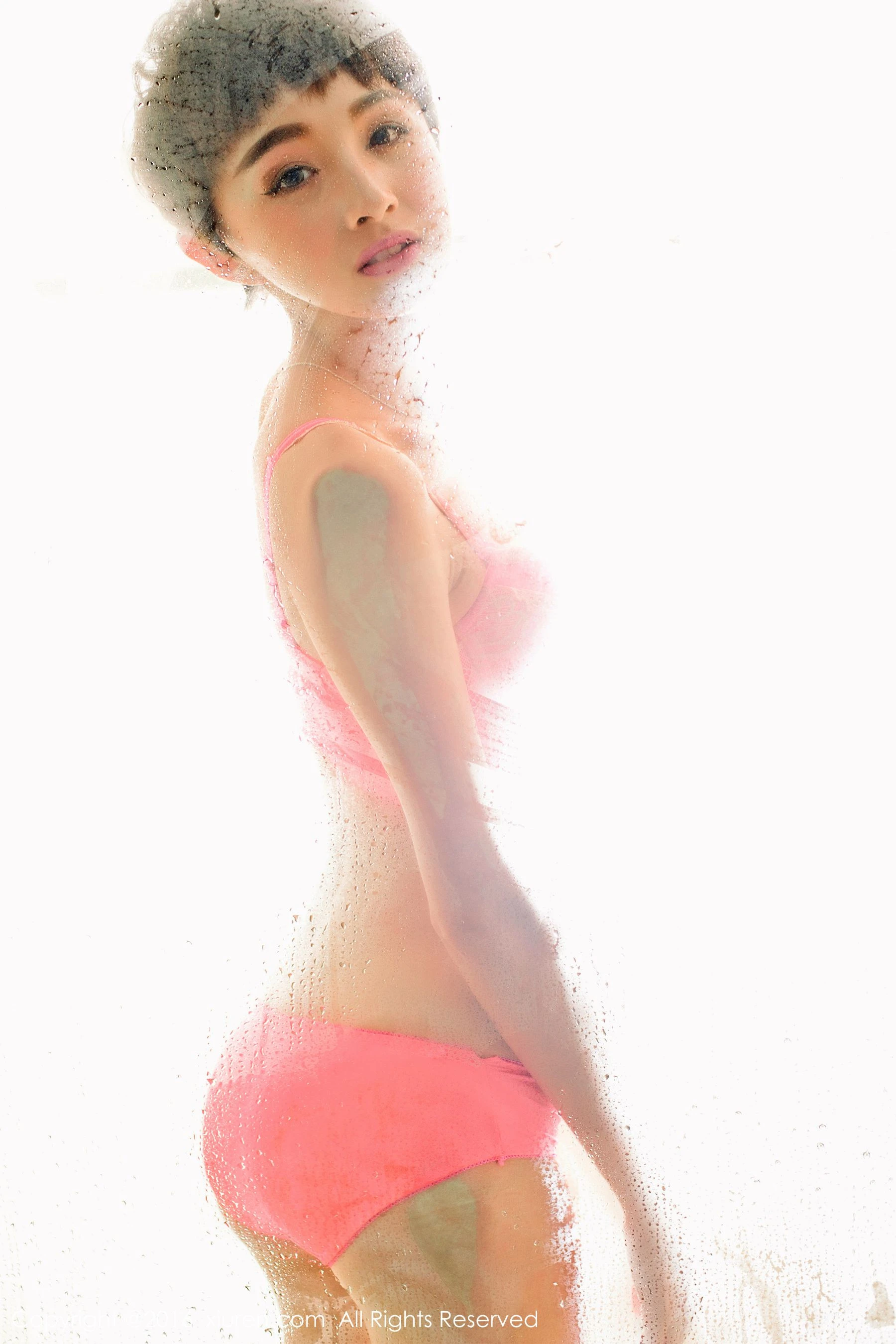 嫩模甜美海邊寫真 – 冬季自信風格展現限量 - 61