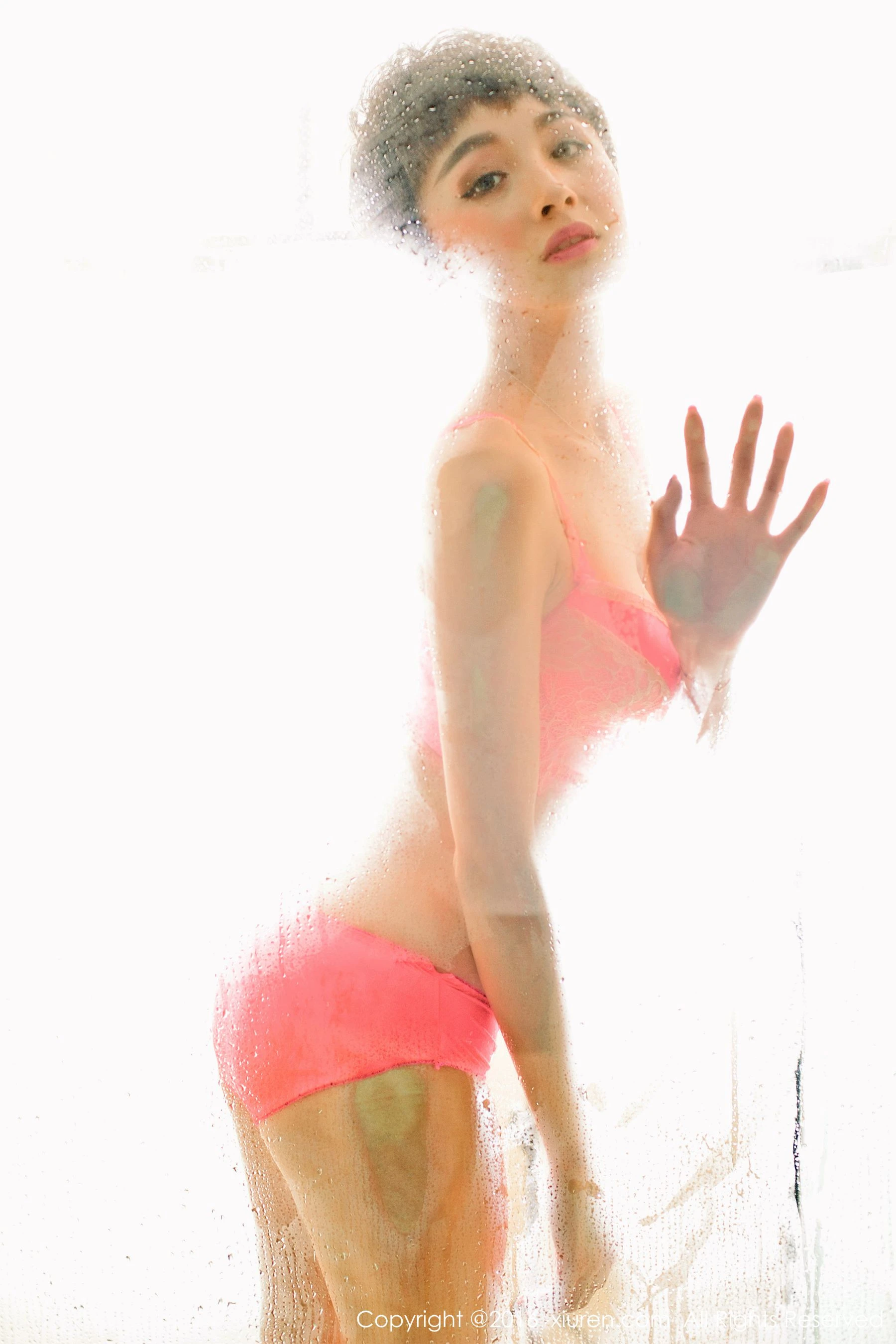 嫩模甜美海邊寫真 – 冬季自信風格展現限量 - 64