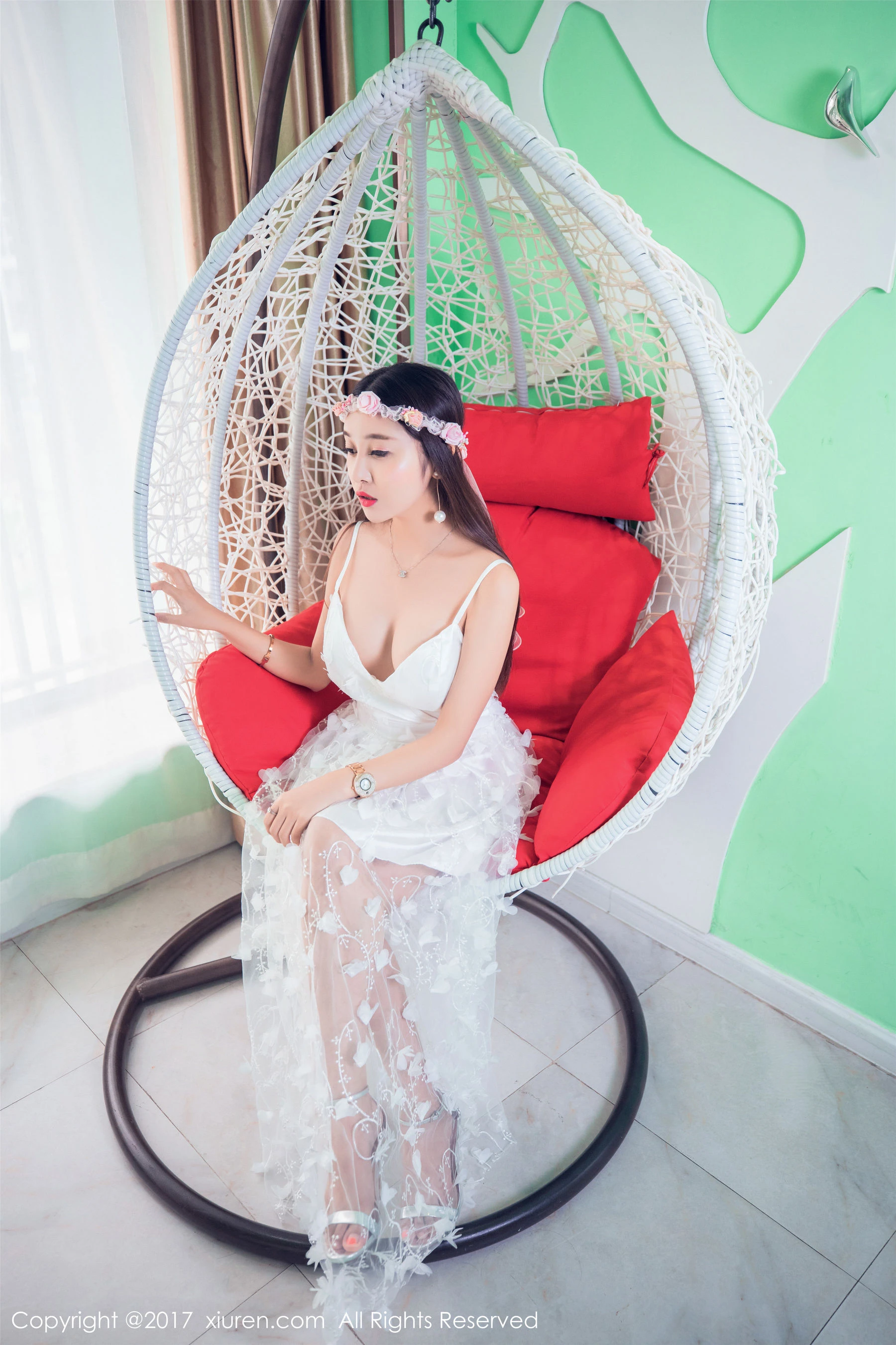 舞者活潑山景寫真 – 夏季活力風格展現典藏 - 12