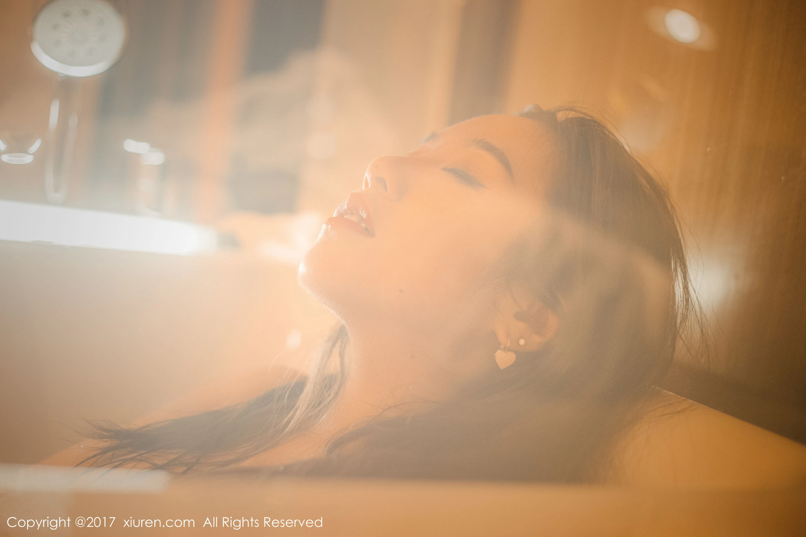 模特活潑海邊寫真 – 櫻花季奔放風格展現限量 - 23