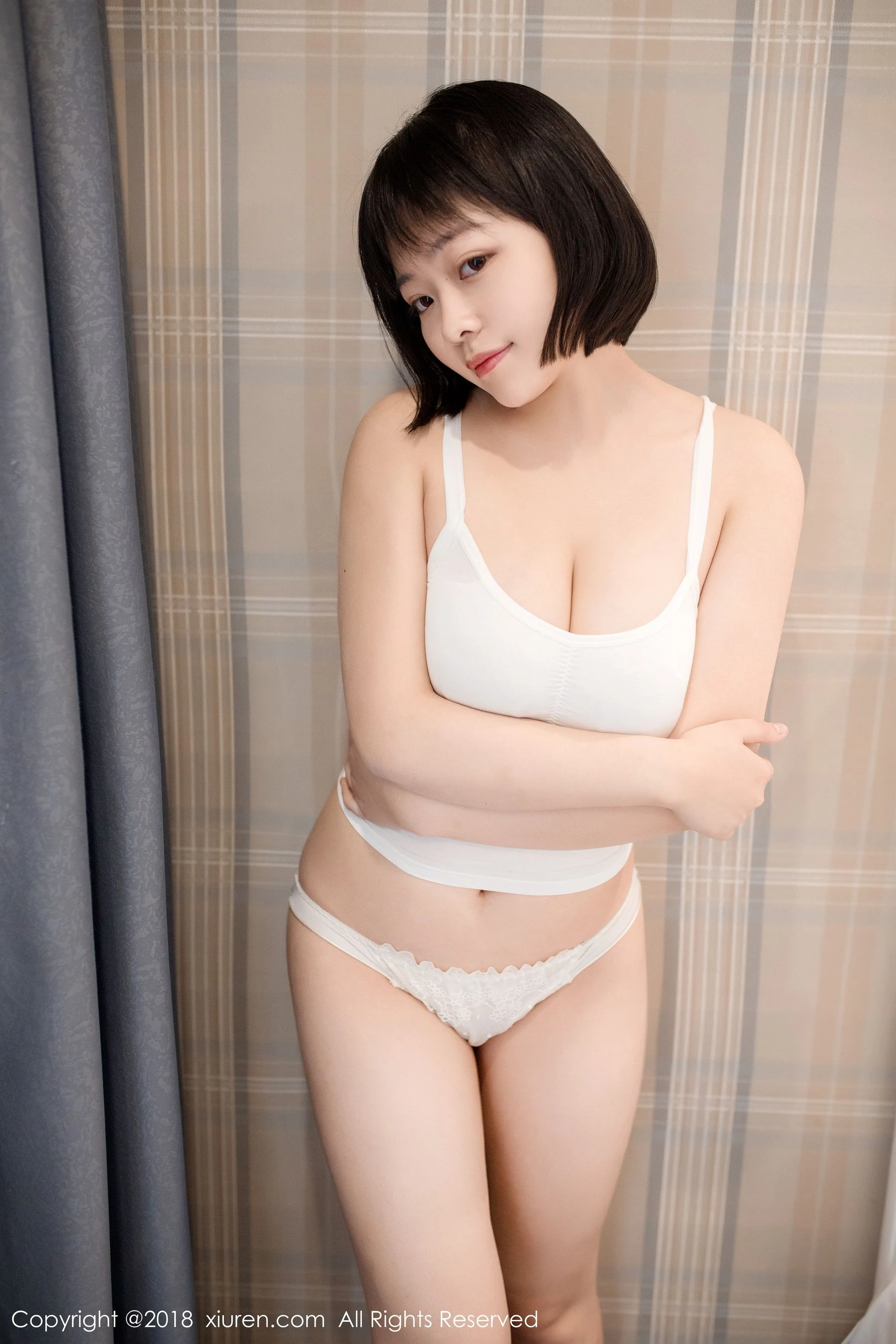 夏日限定主播優雅寫真集 – 私房奔放瞬間捕捉珍藏 - 31