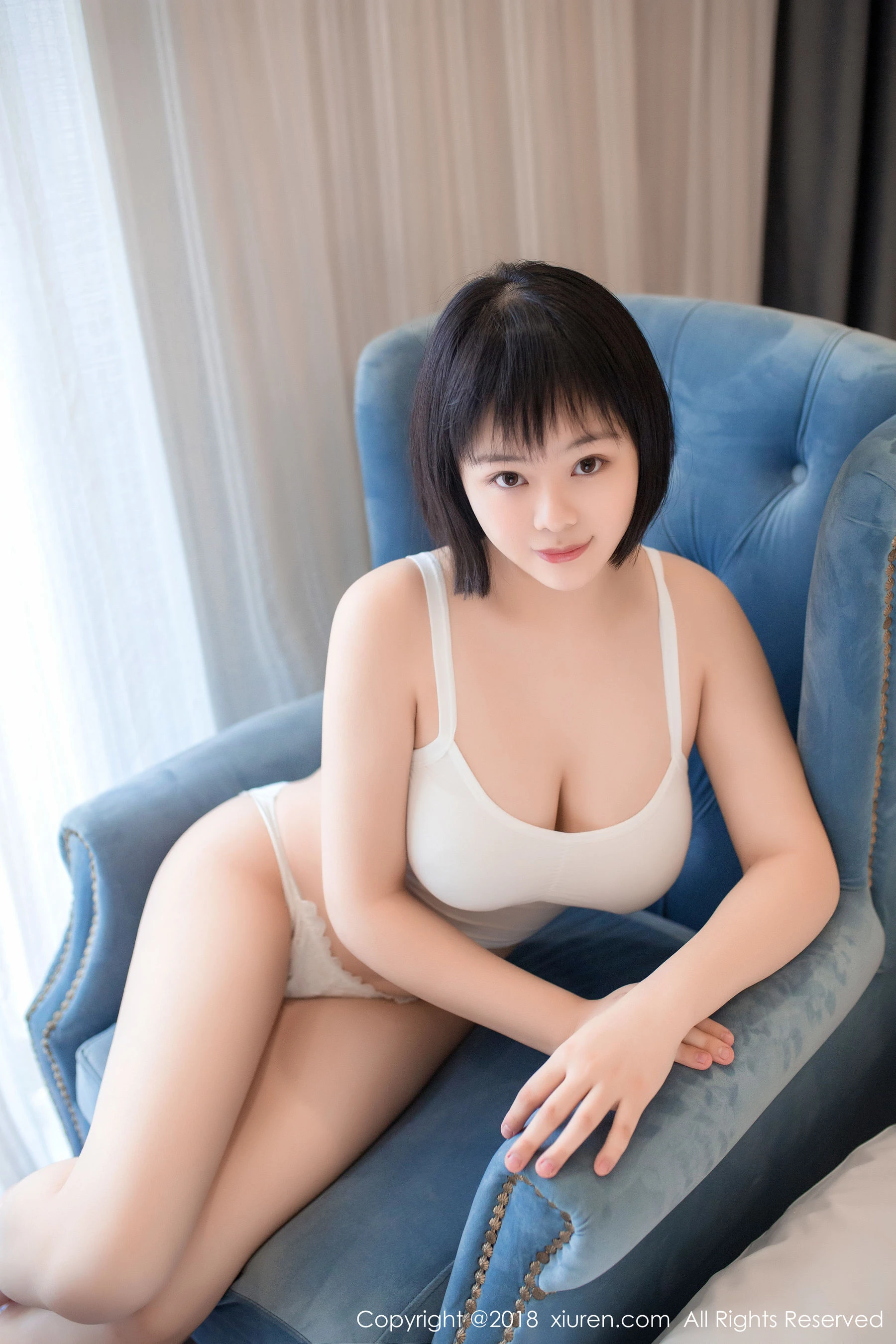 夏日限定主播優雅寫真集 – 私房奔放瞬間捕捉珍藏 - 35