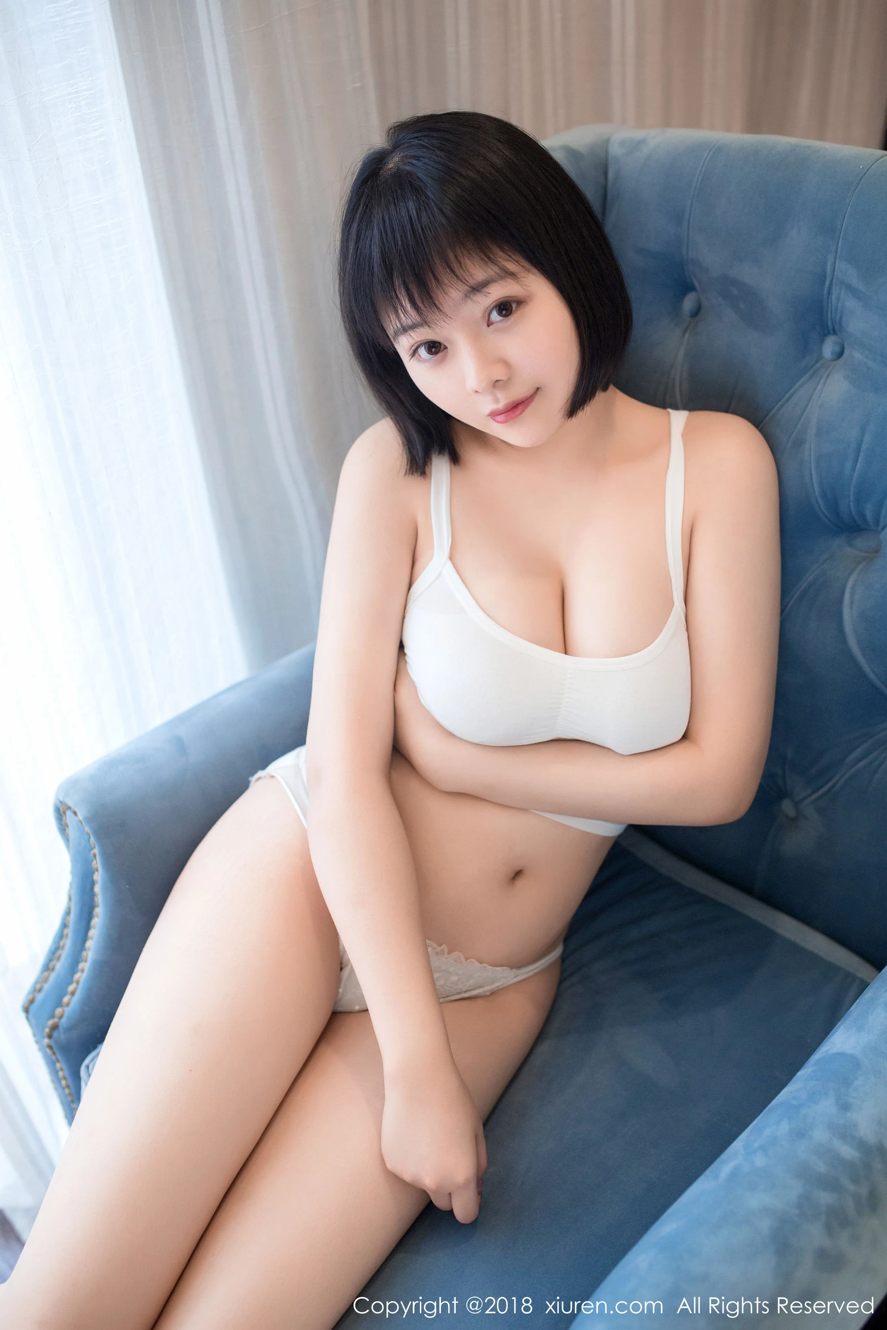 夏日限定主播優雅寫真集 – 私房奔放瞬間捕捉珍藏 - 37