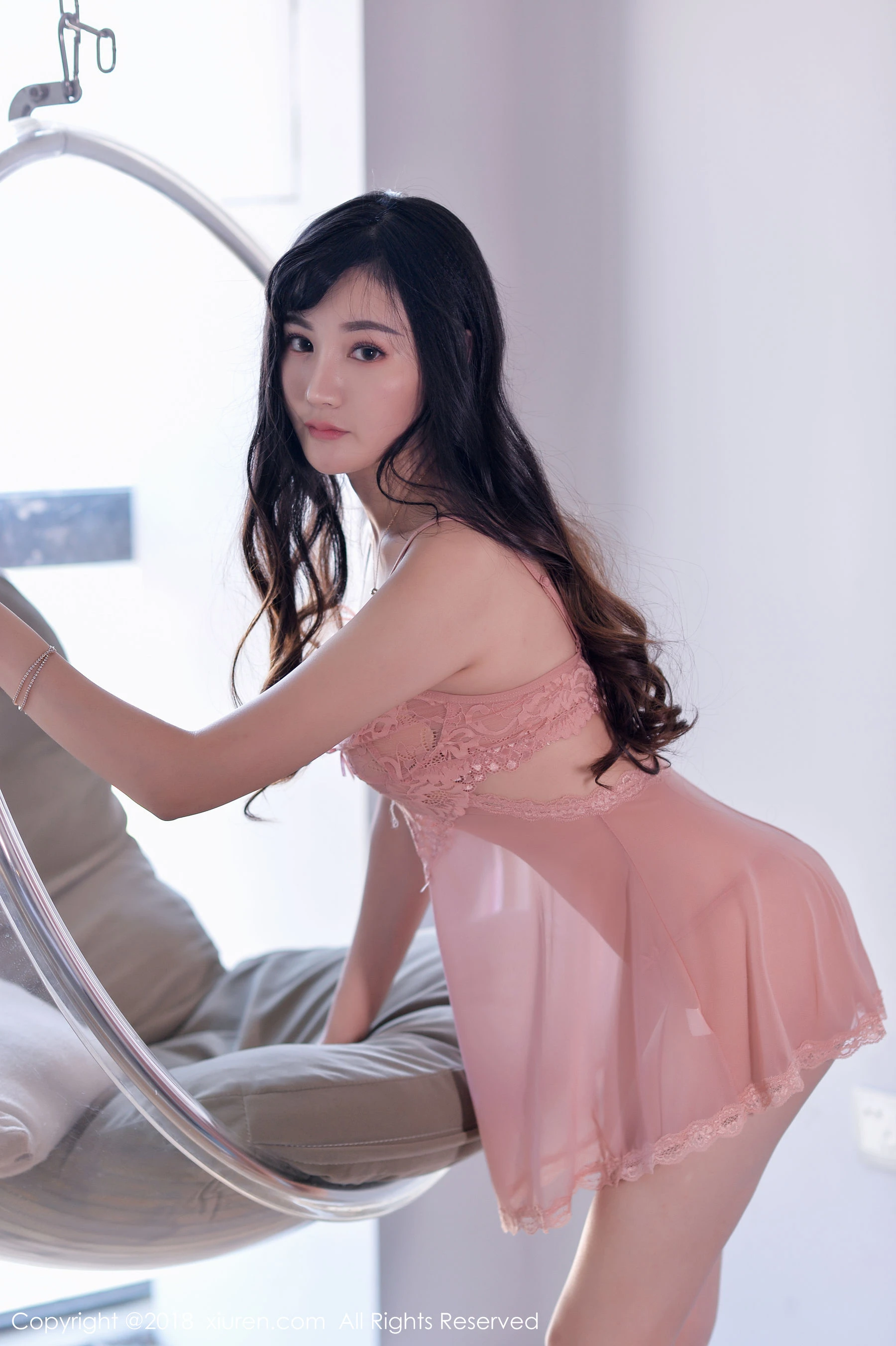 模特時尚自然光寫真 – 夏季神秘風格展現珍藏 - 4