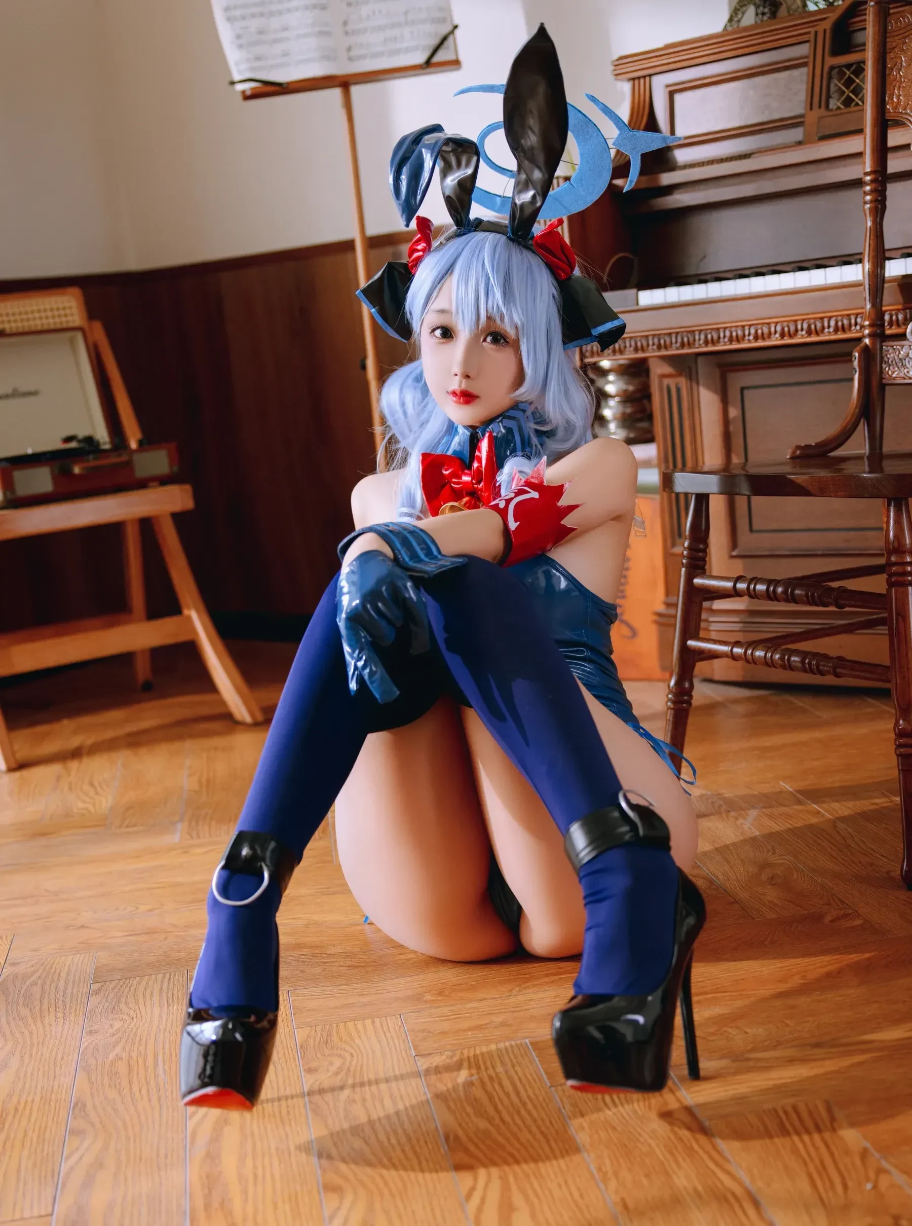 空姐清純室內寫真 – 雨季自信風格展現限量 - 38
