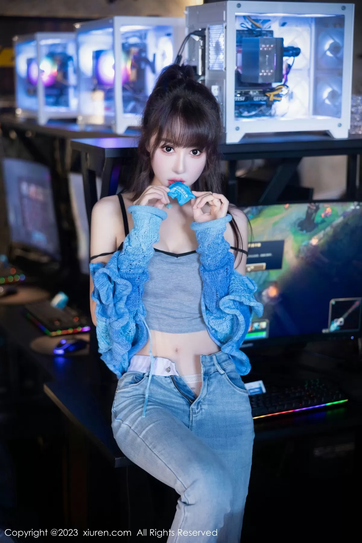 578830 16