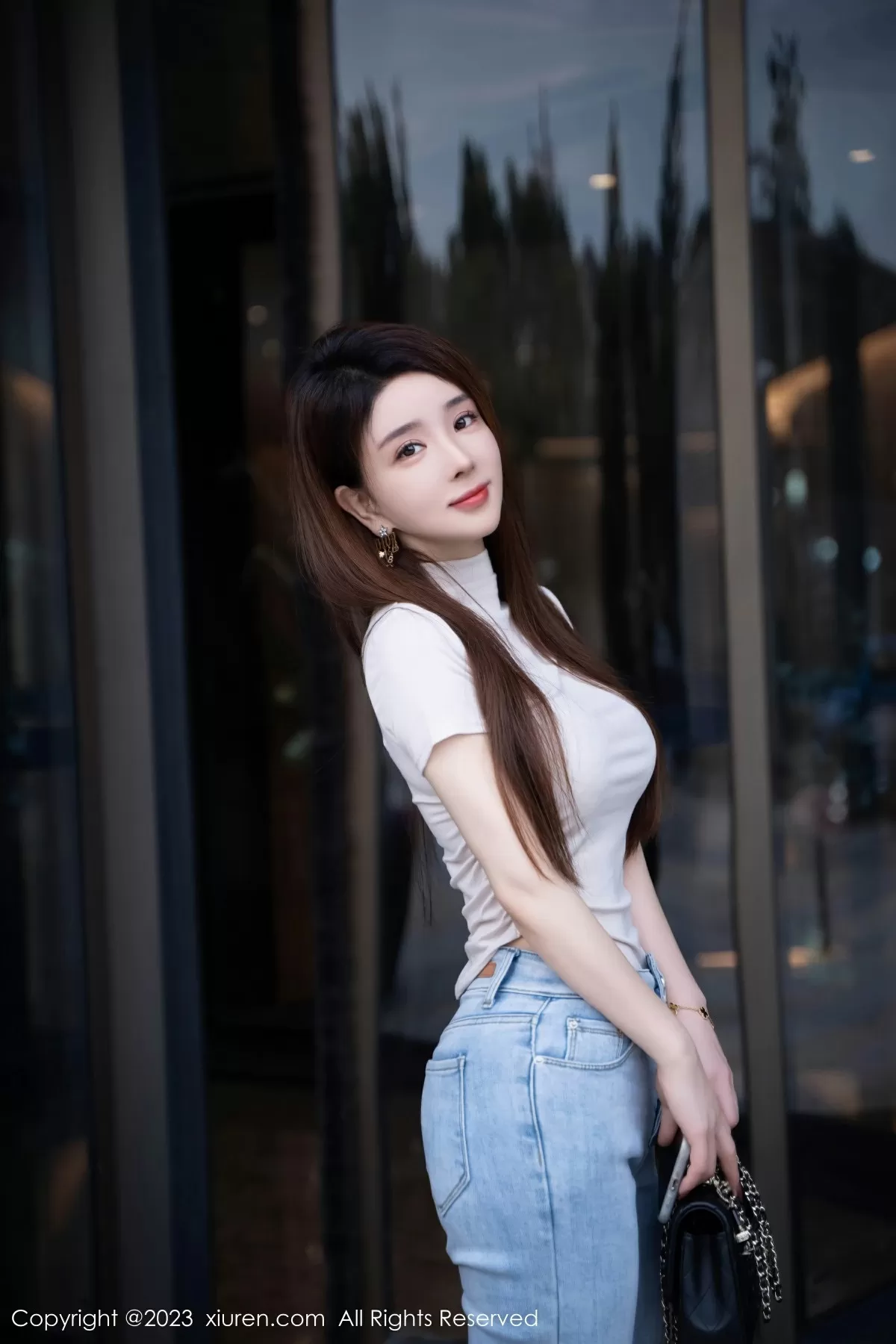 578895 8