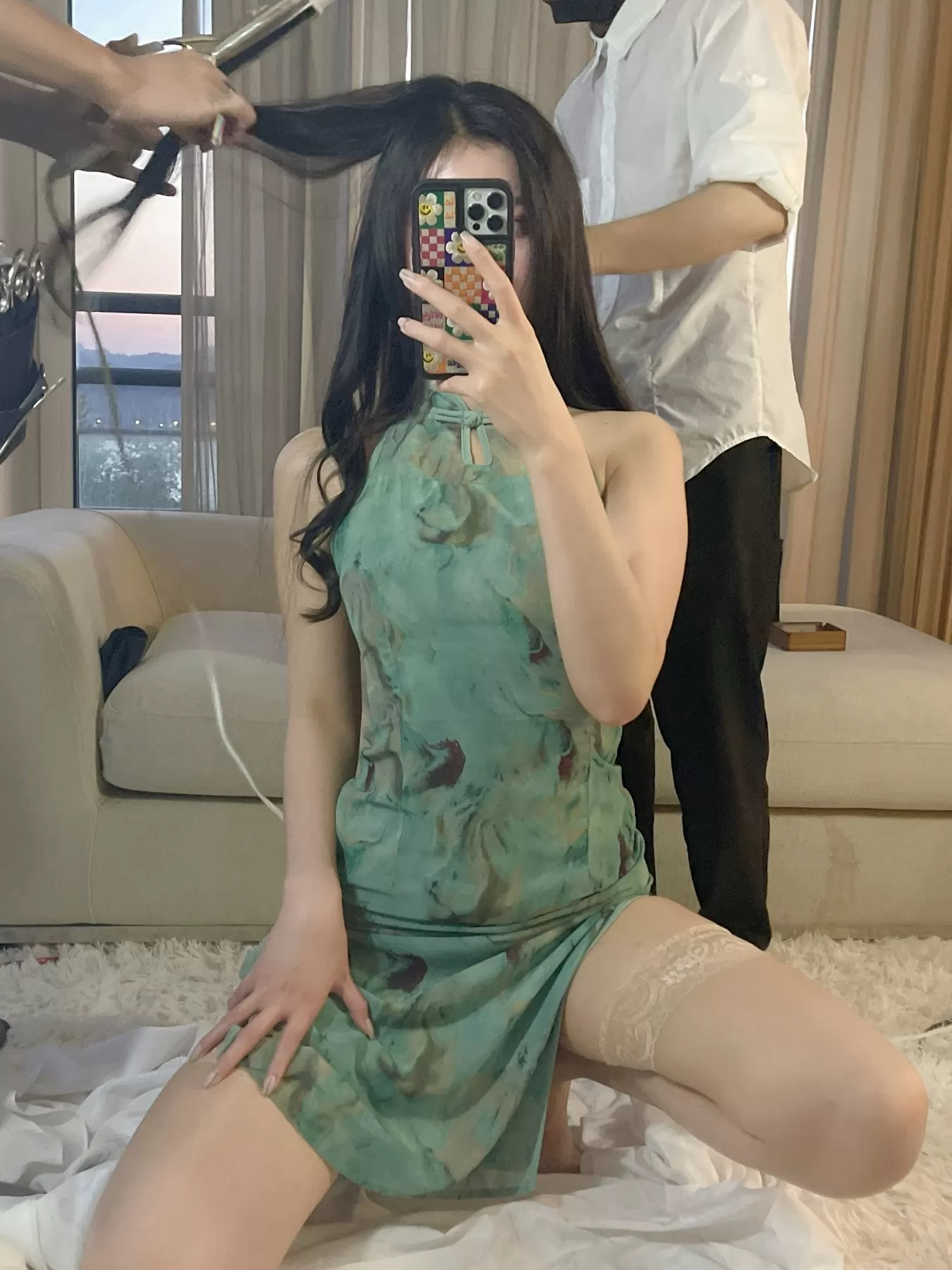578996 23