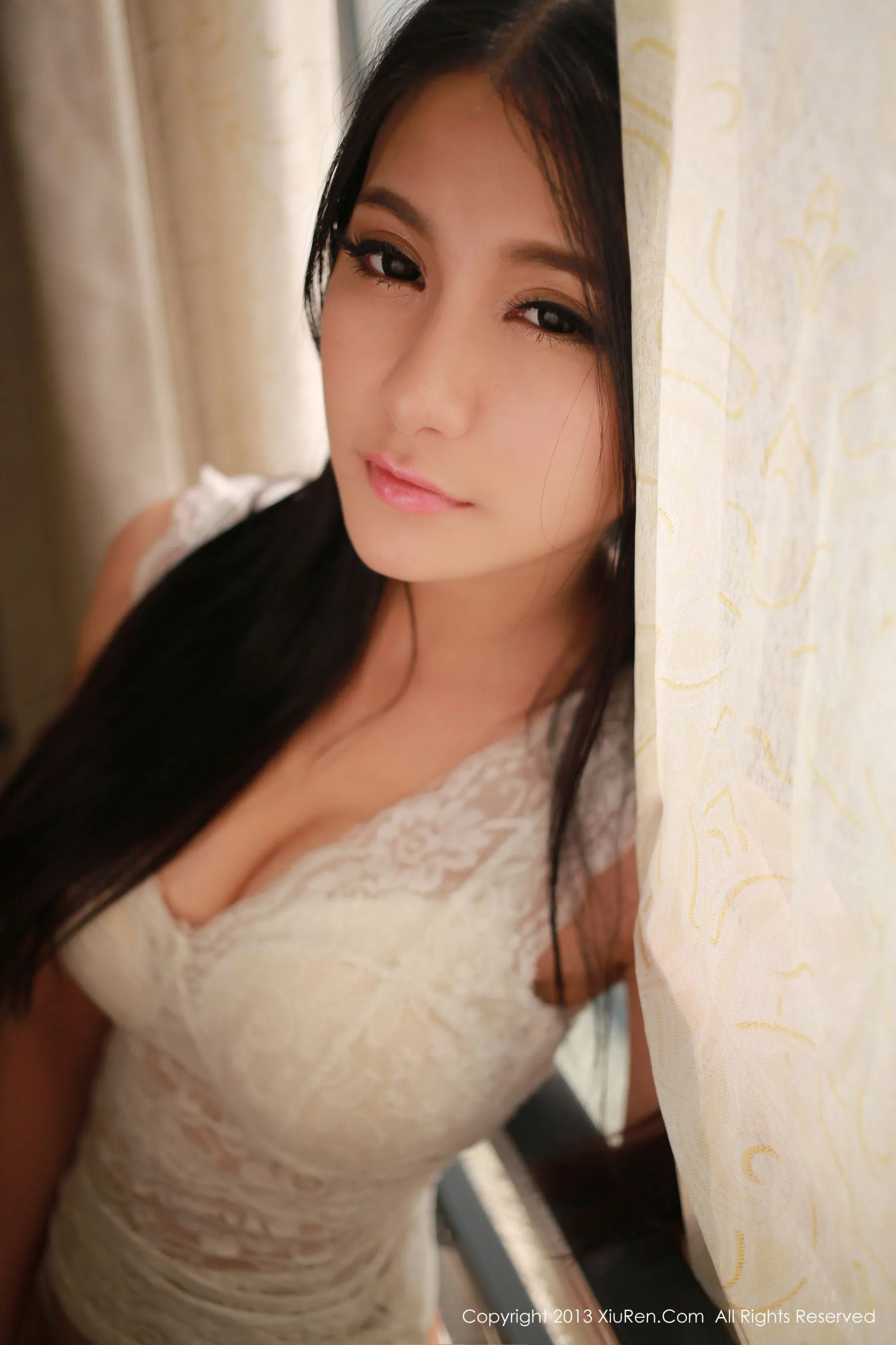 舞者優雅海邊寫真 – 雨季自信風格展現典藏 - 127