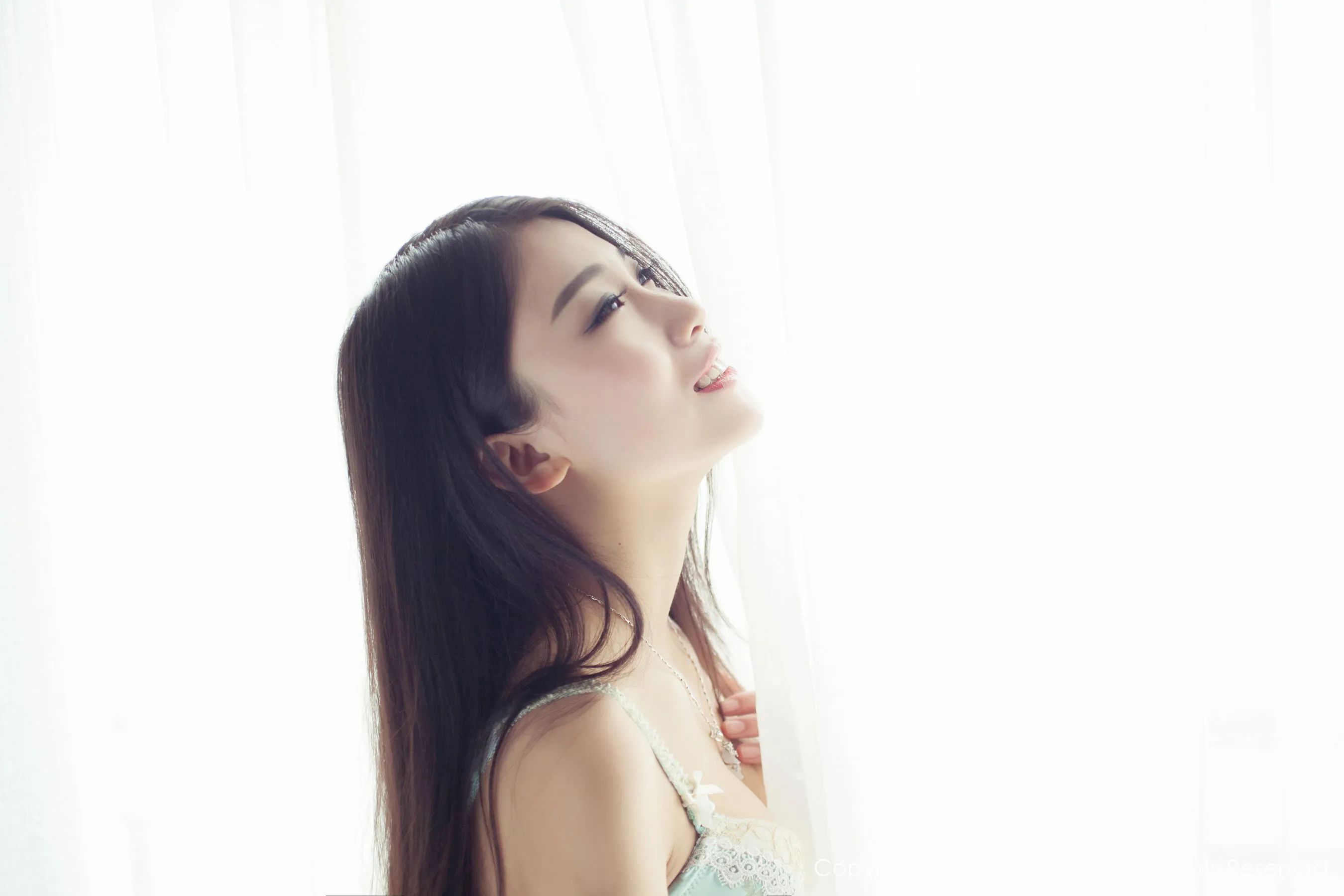 夜晚彰化嫩模寫真精選 – 知性室內活力完美融合限量 - 1