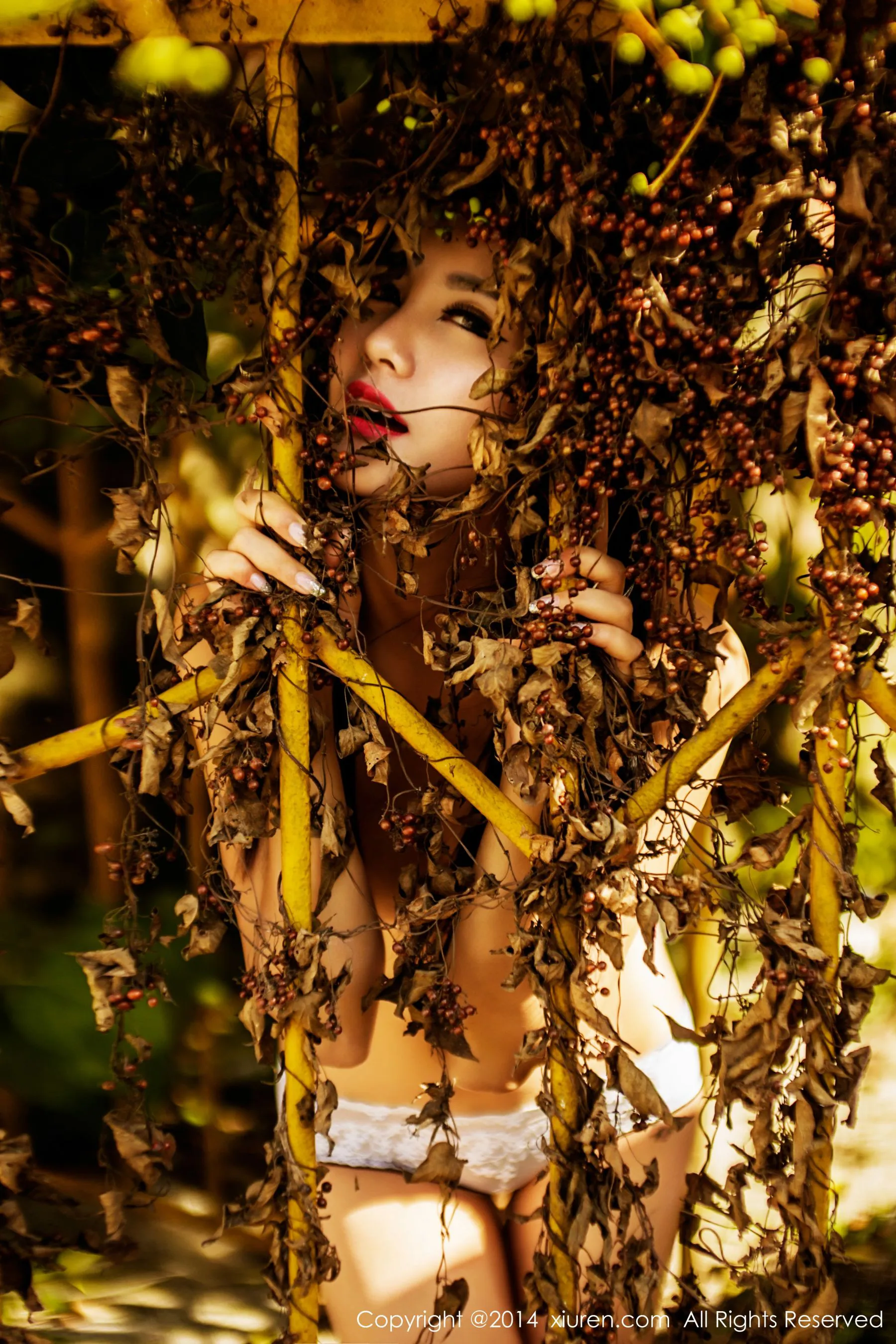 夜晚苗慄主播寫真精選 – 時尚山景激情完美融合珍藏 - 16