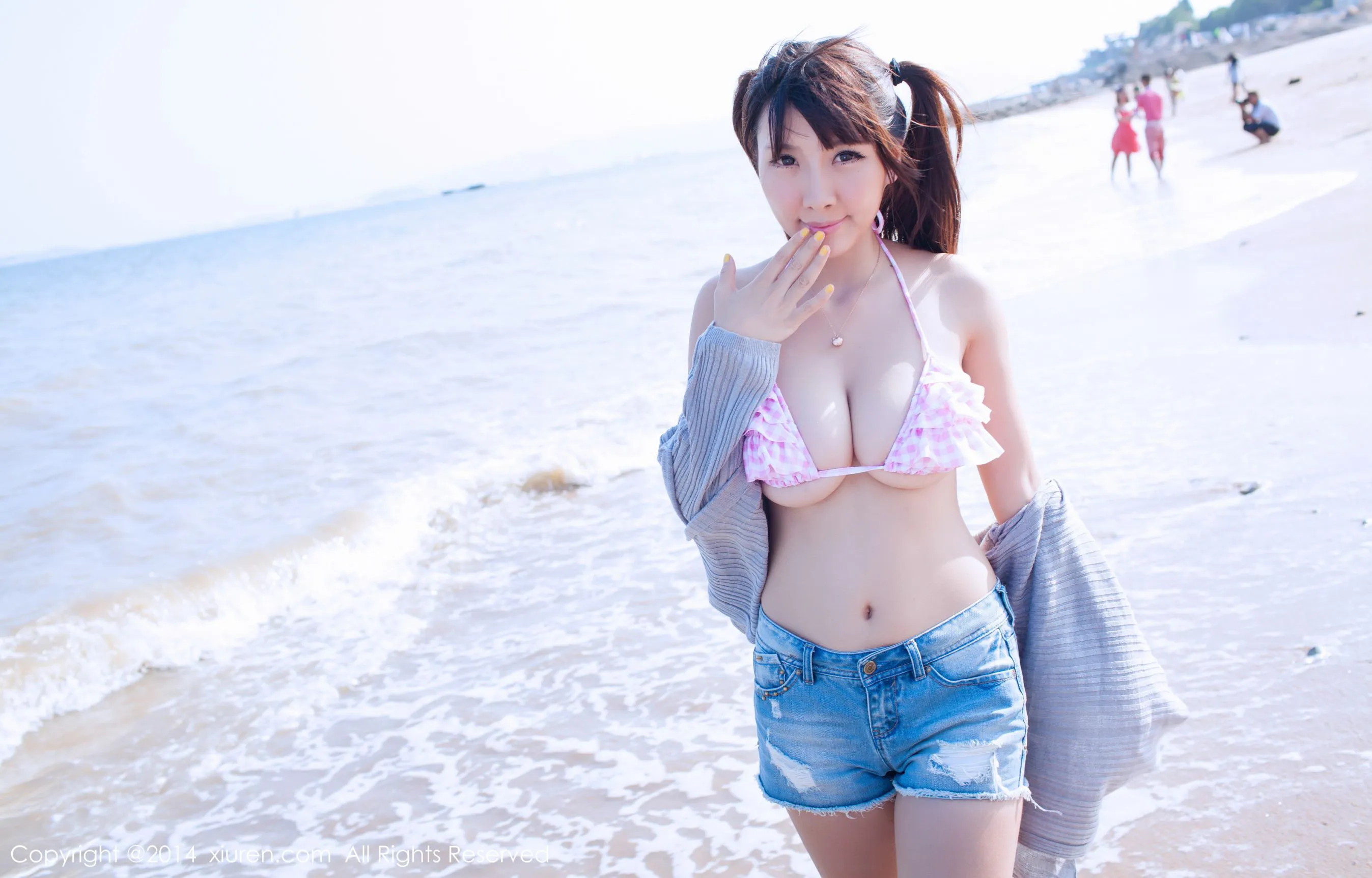 主播活潑自然光寫真 – 秋季激情風格展現典藏 - 44