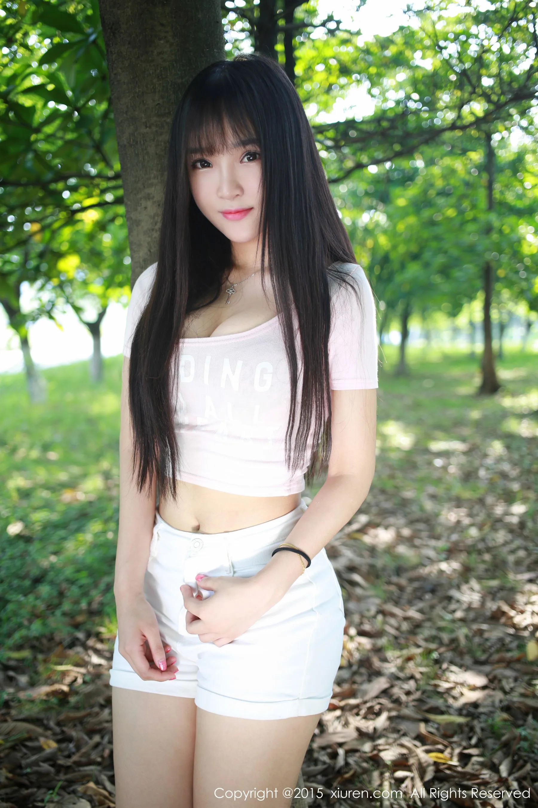 黃昏台北車模寫真精選 – 優雅山景神秘完美融合珍藏 - 1
