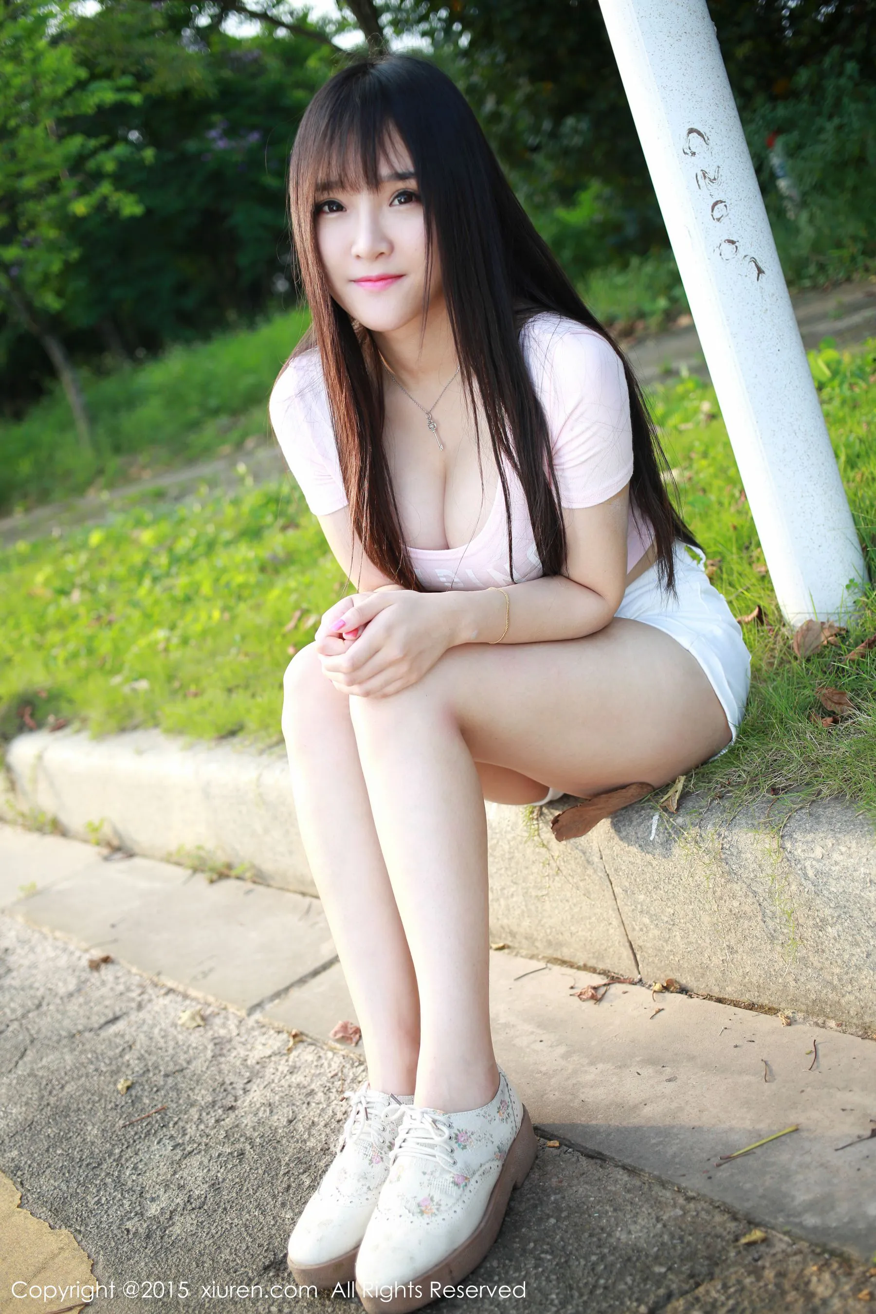 黃昏台北車模寫真精選 – 優雅山景神秘完美融合珍藏 - 23