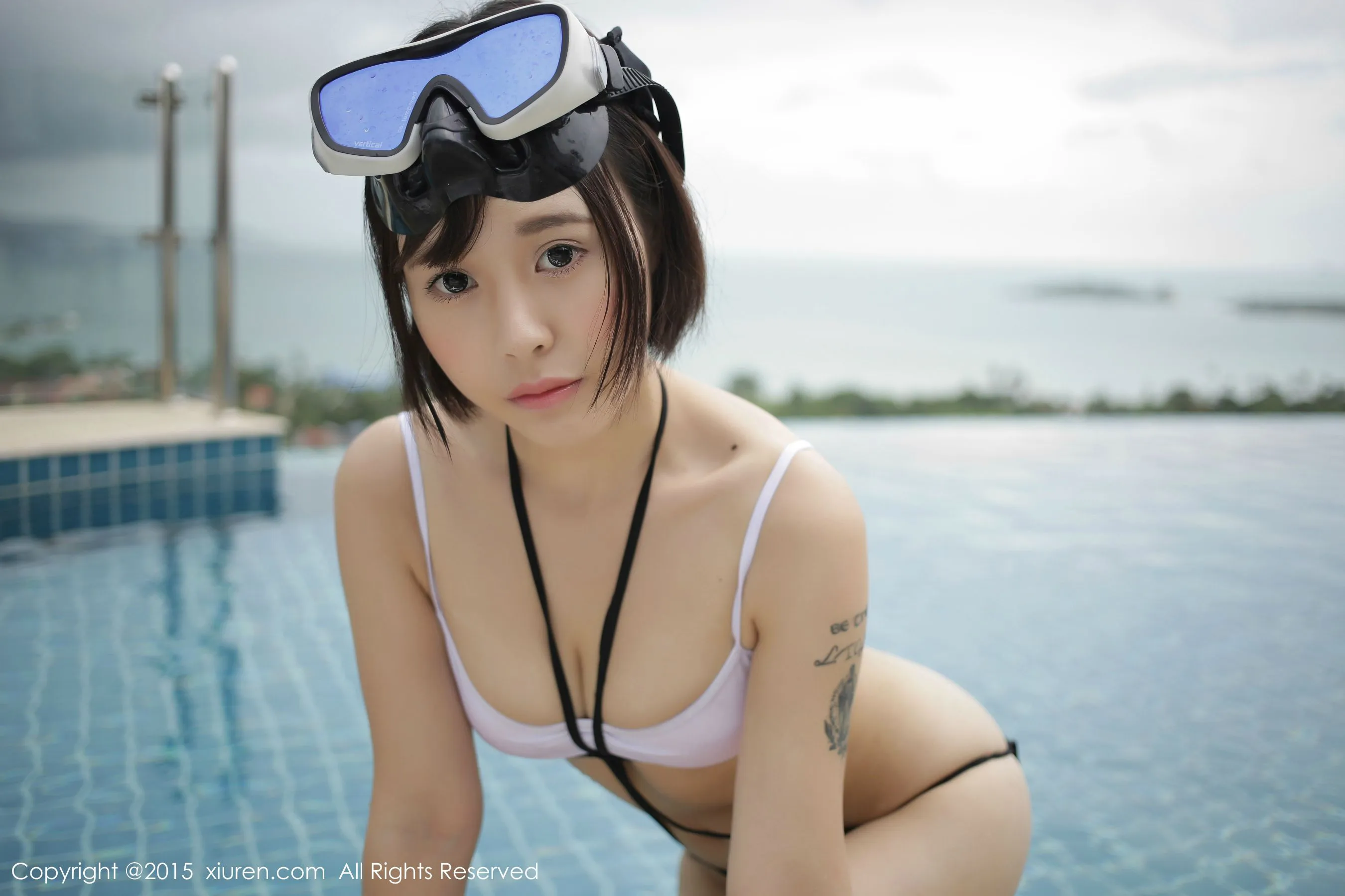 晴日限定舞者魅惑寫真集 – 山景激情瞬間捕捉限量 - 2