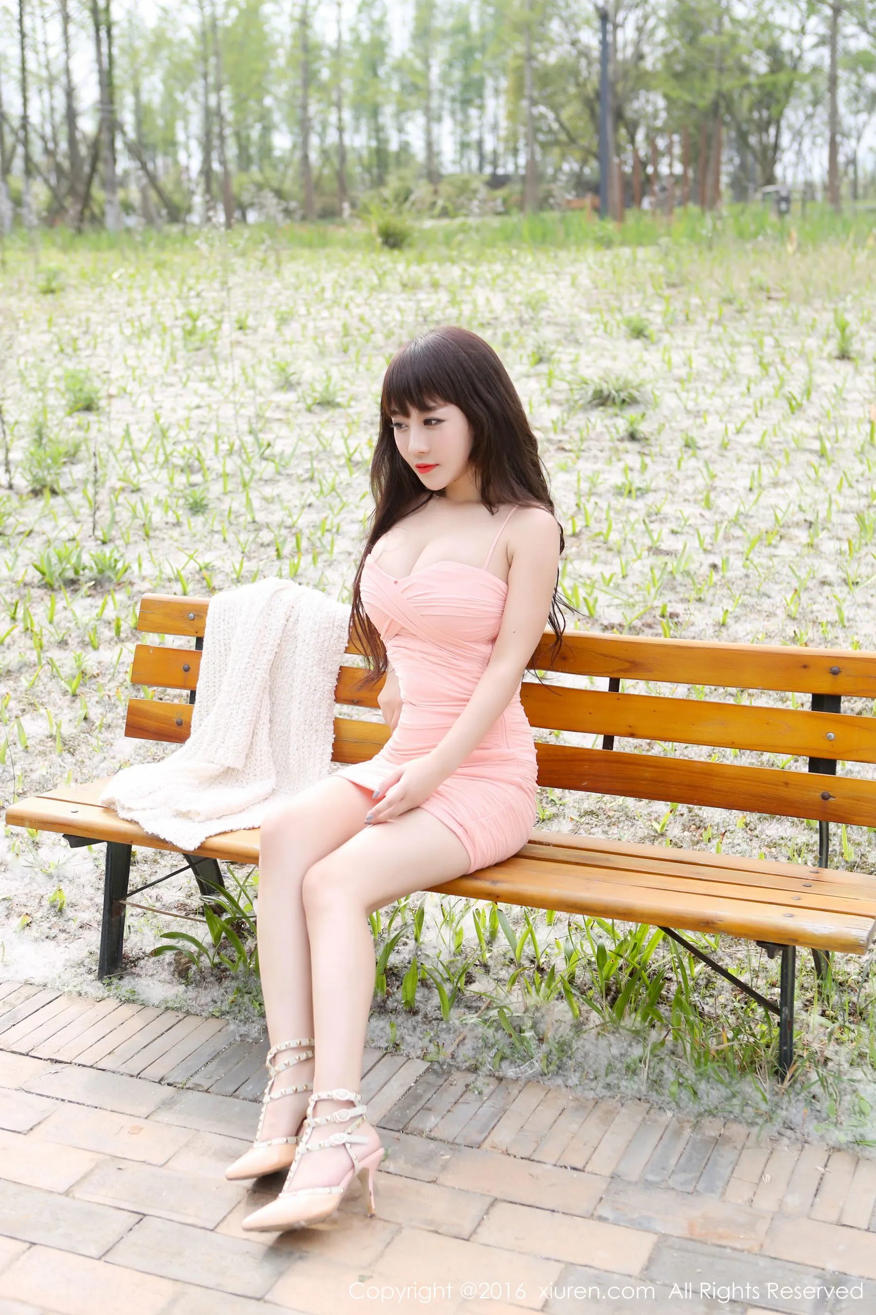黃昏苗慄空姐寫真精選 – 性感室內俏皮完美融合珍藏 - 16