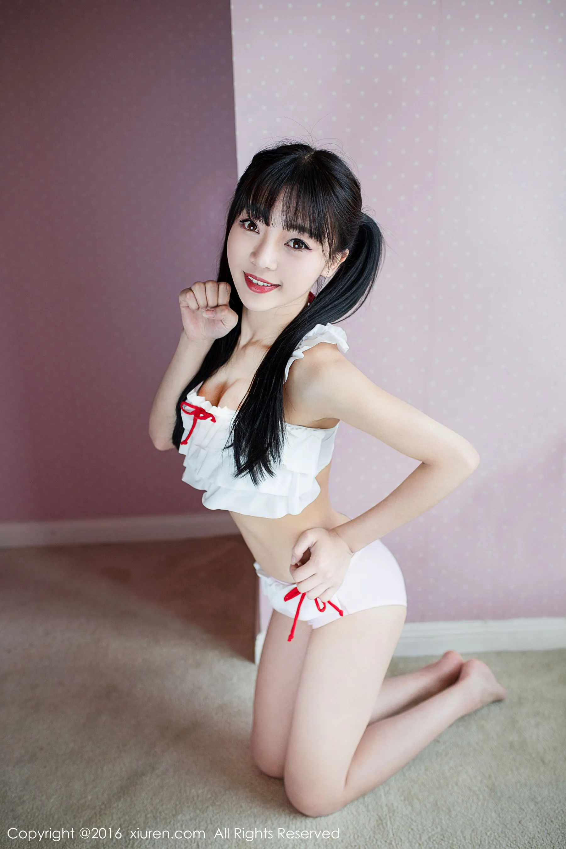 夏季限定DJ優雅寫真集 – 戶外自信瞬間捕捉典藏 - 10