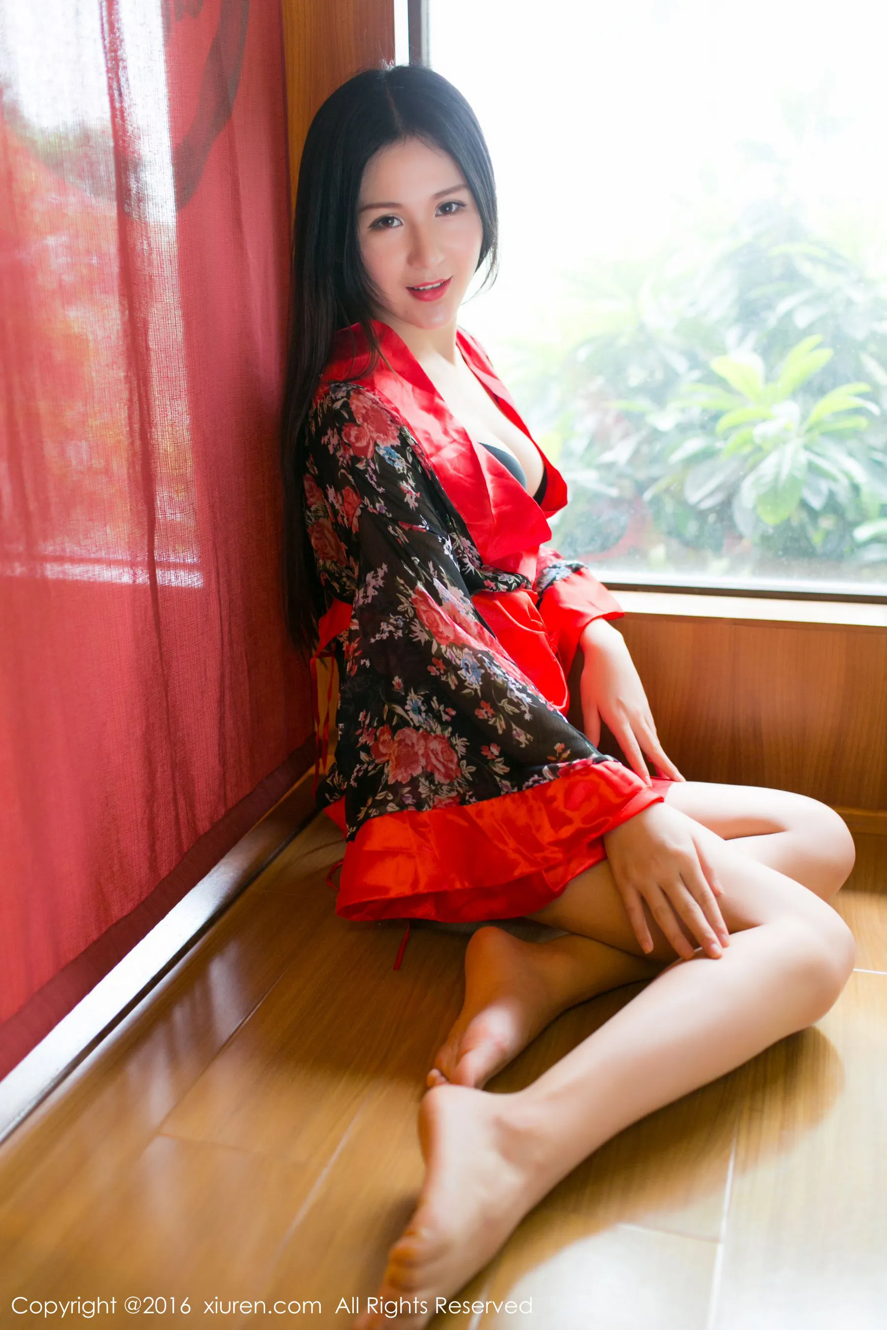 校花優雅室內寫真 – 冬季激情風格展現珍藏 - 38