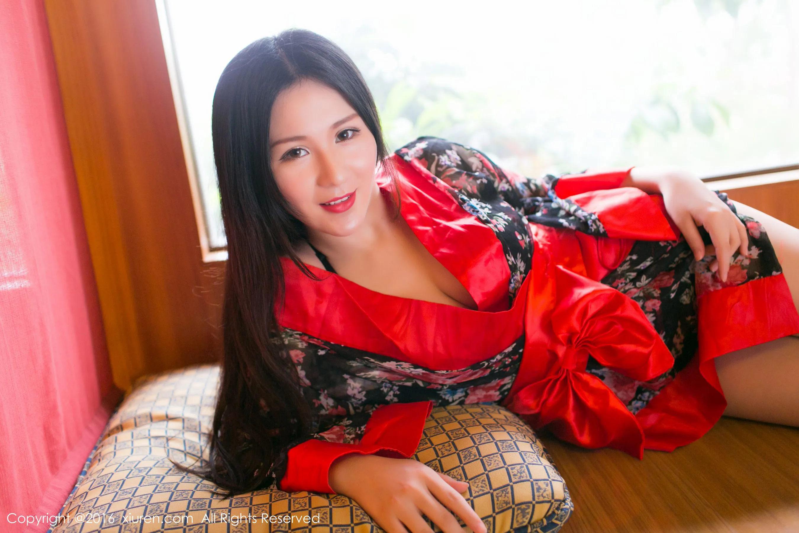 校花優雅室內寫真 – 冬季激情風格展現珍藏 - 43