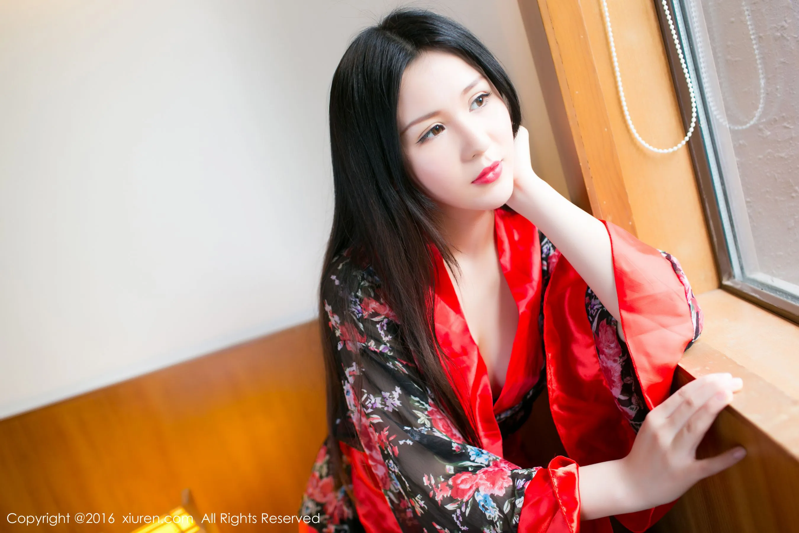 校花優雅室內寫真 – 冬季激情風格展現珍藏 - 8