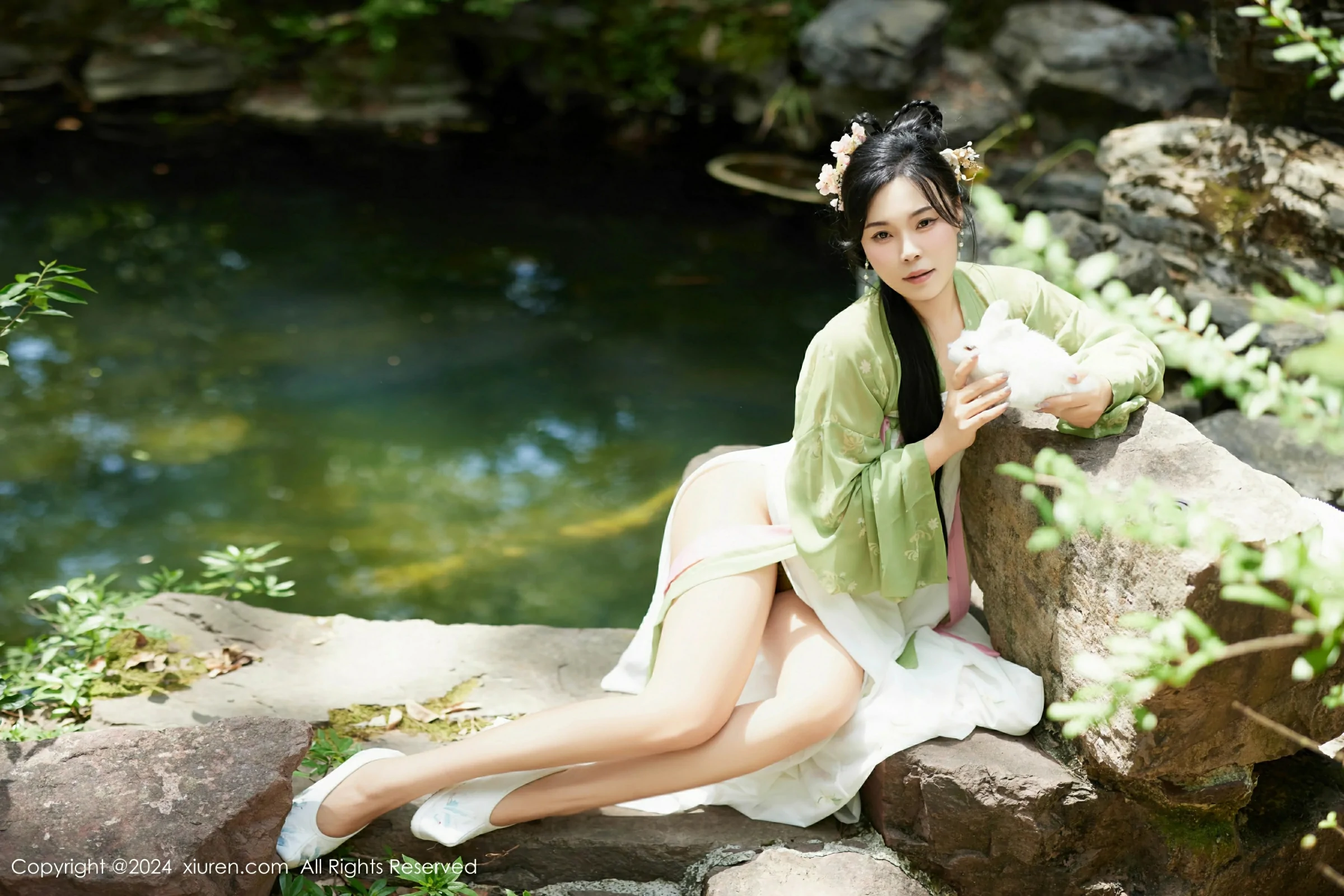 網紅甜美室內寫真 – 夏季神秘風格展現獨家 - 4
