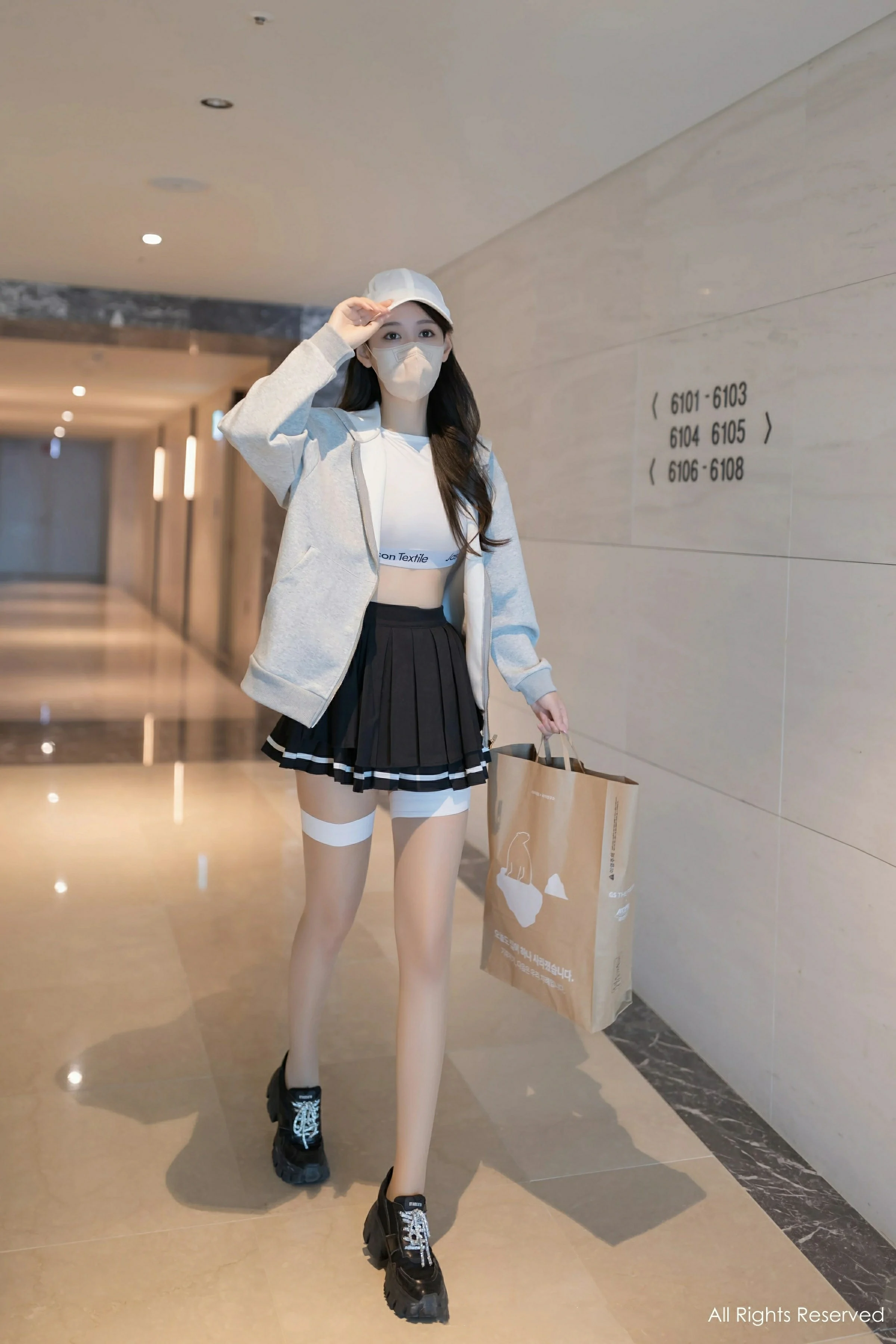 主播魅惑戶外寫真 – 夏季奔放風格展現典藏 - 5