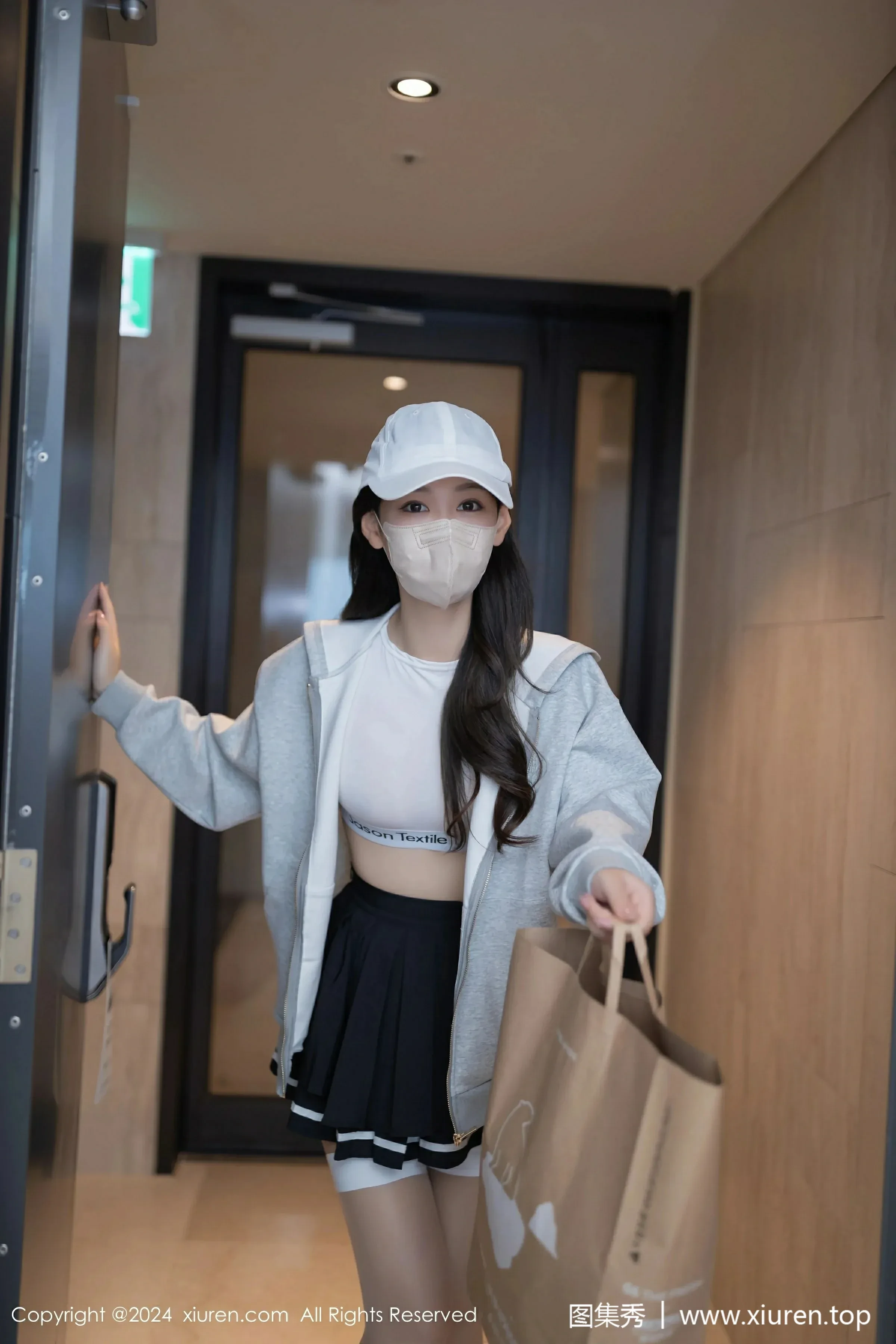 主播魅惑戶外寫真 – 夏季奔放風格展現典藏 - 6