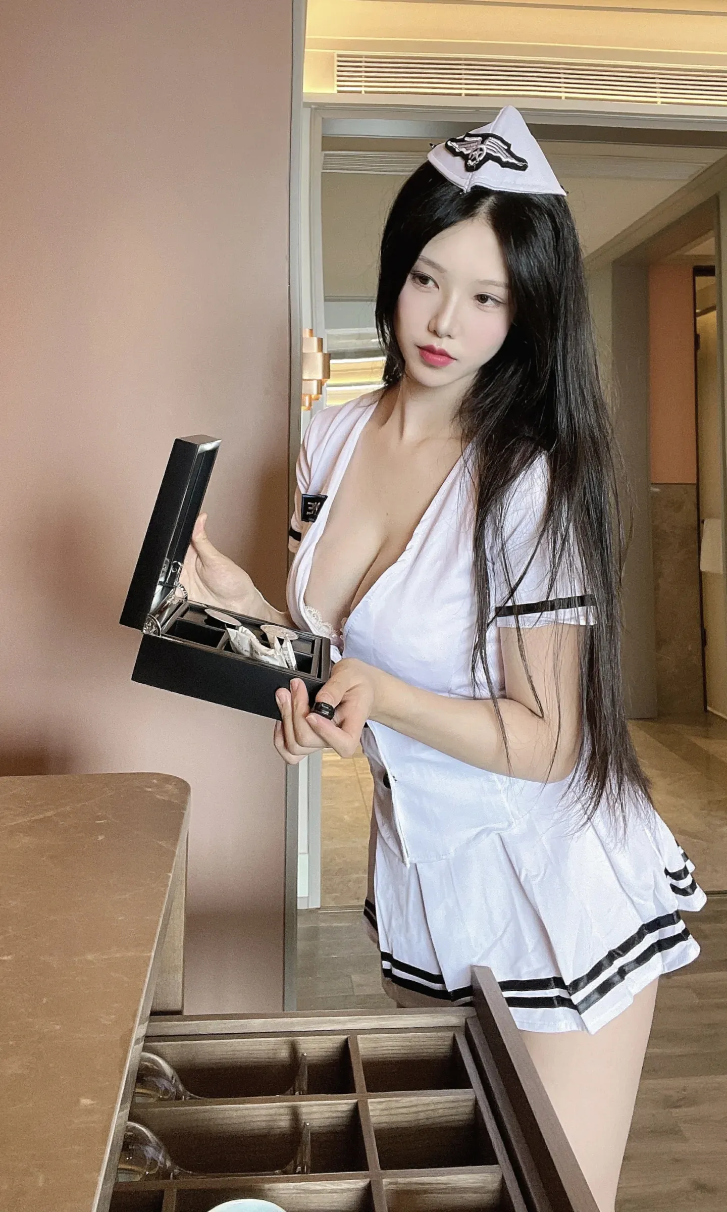 校花活潑街拍寫真 – 春季浪漫風格展現精選 - 34