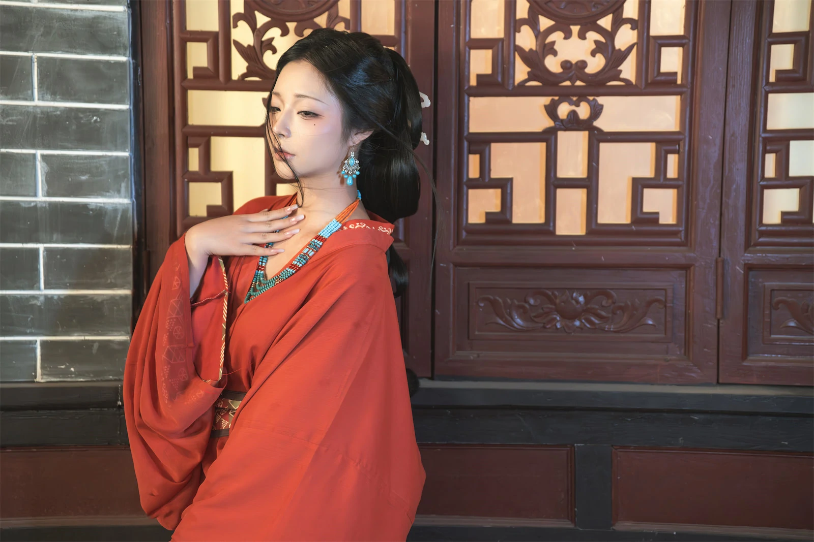 深夜彰化校花寫真精選 – 火辣戶外靜謐完美融合典藏 - 17