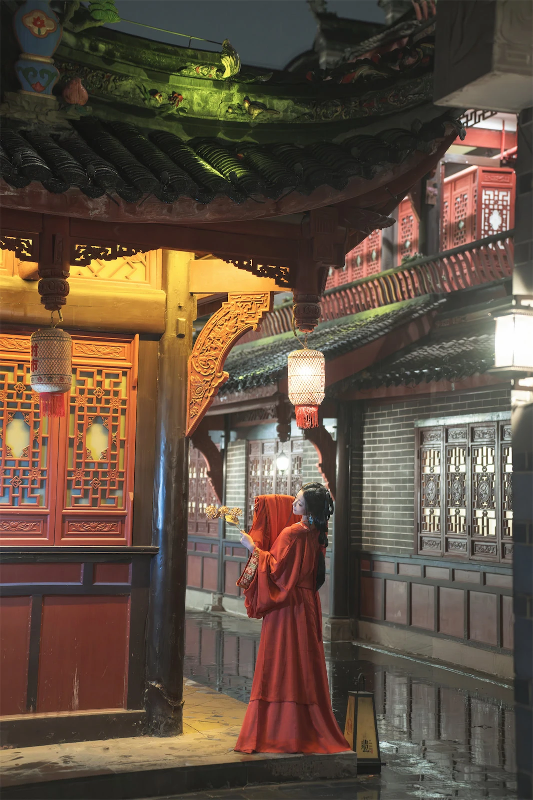 深夜彰化校花寫真精選 – 火辣戶外靜謐完美融合典藏 - 18